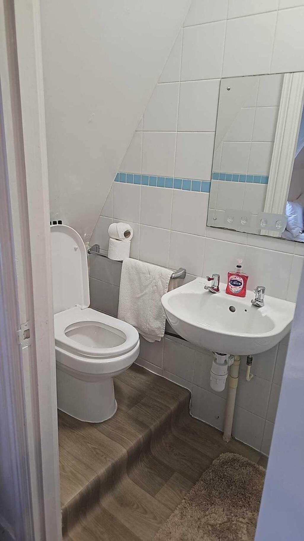 The Chapter- Knightsbridge Apartment *