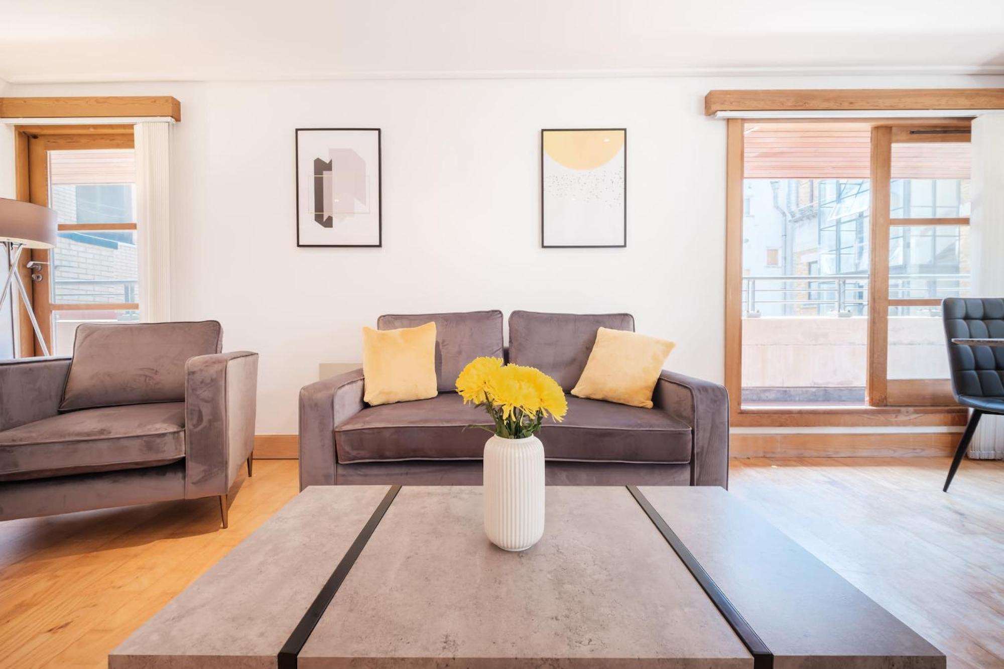 Apartment 2br Penthouse With Terrace - Heart Of Holborn - Cityapartmentstay