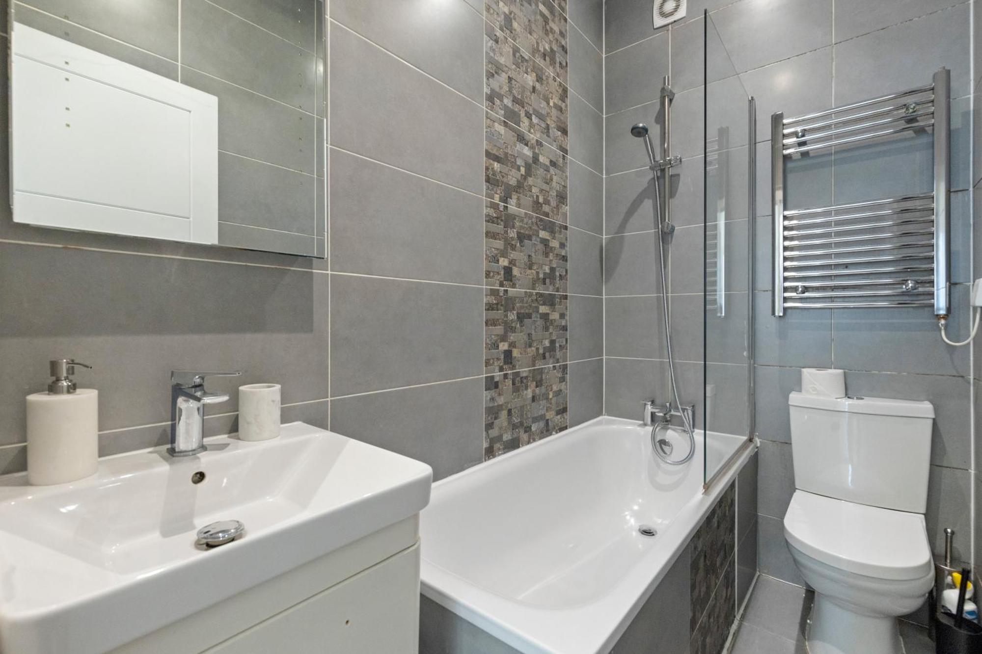 Rose Camden Town 3 Bedroom Sleeps 11 *