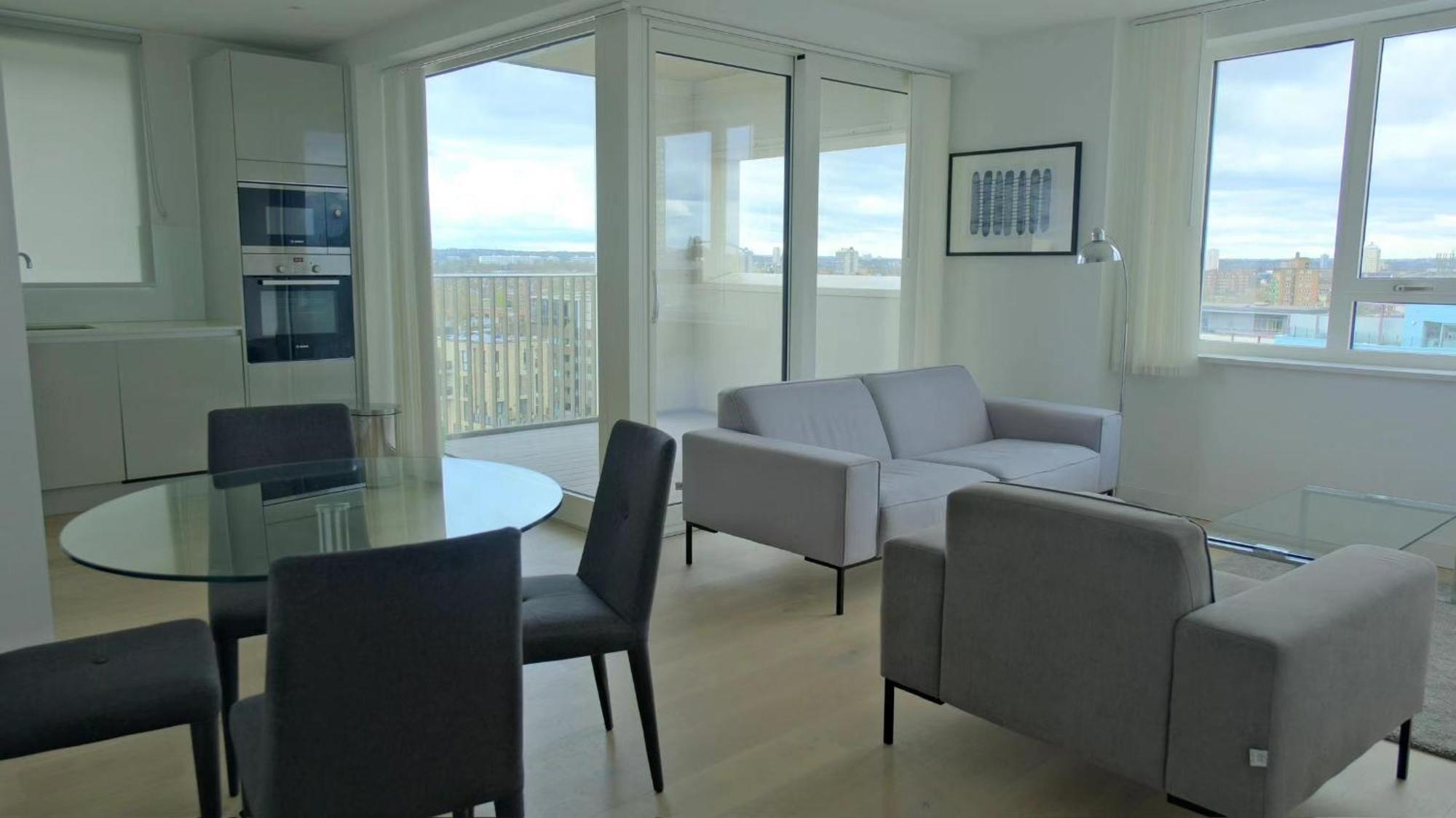 Luxury 2b2b In Apartment *