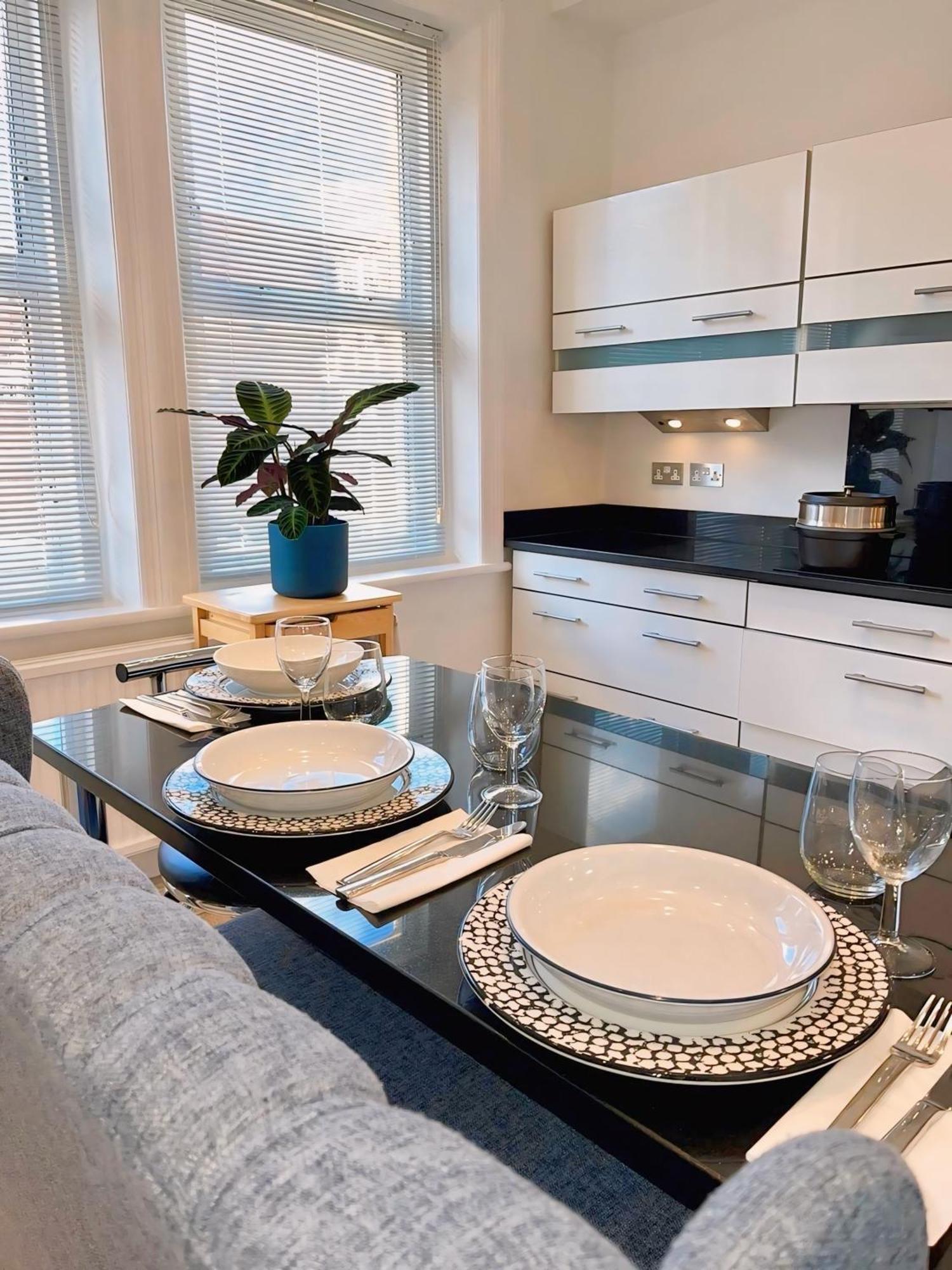 Spacious Belsize Park Close To Station Apartment