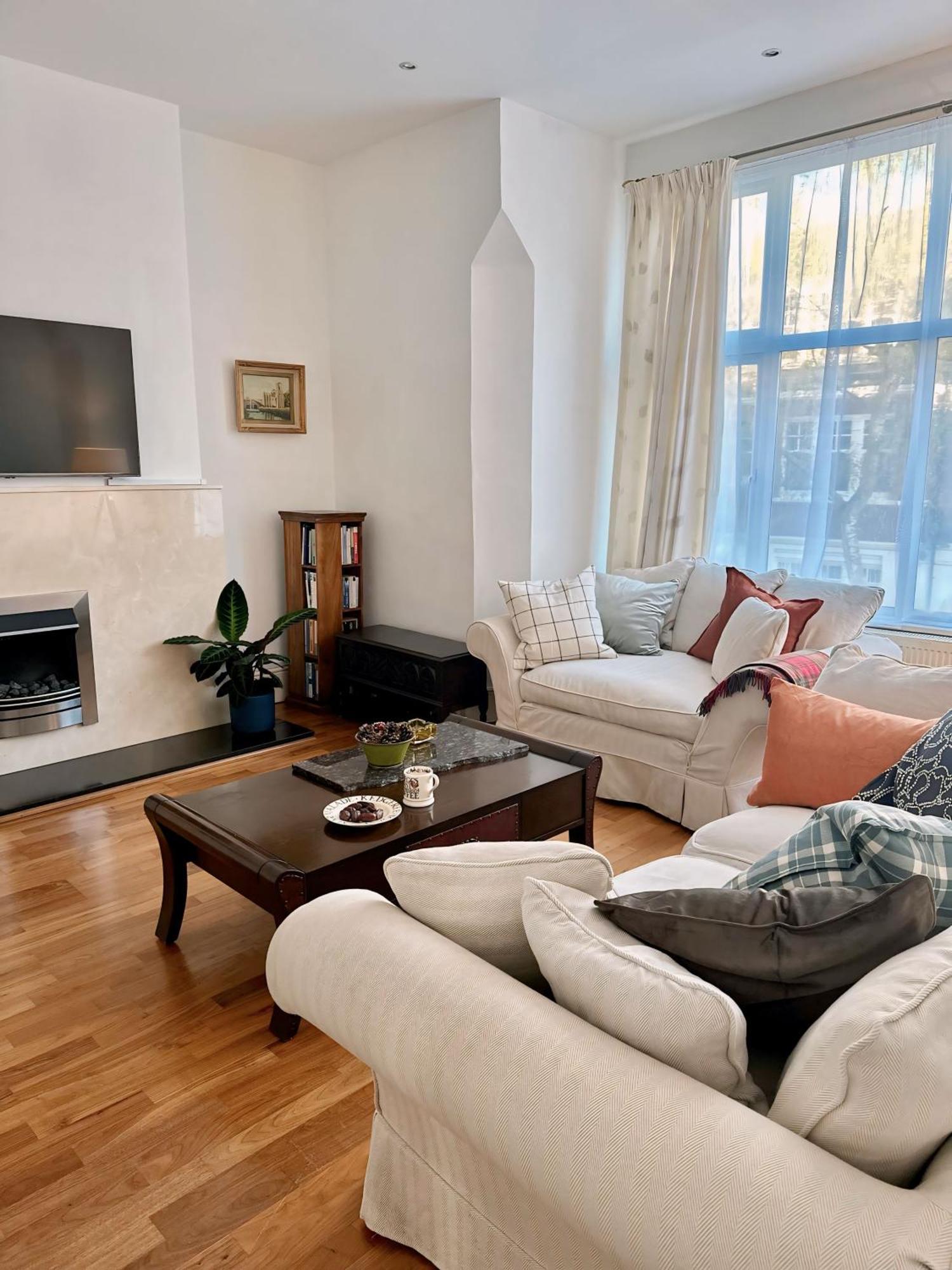 Spacious Belsize Park Close To Station Apartment London