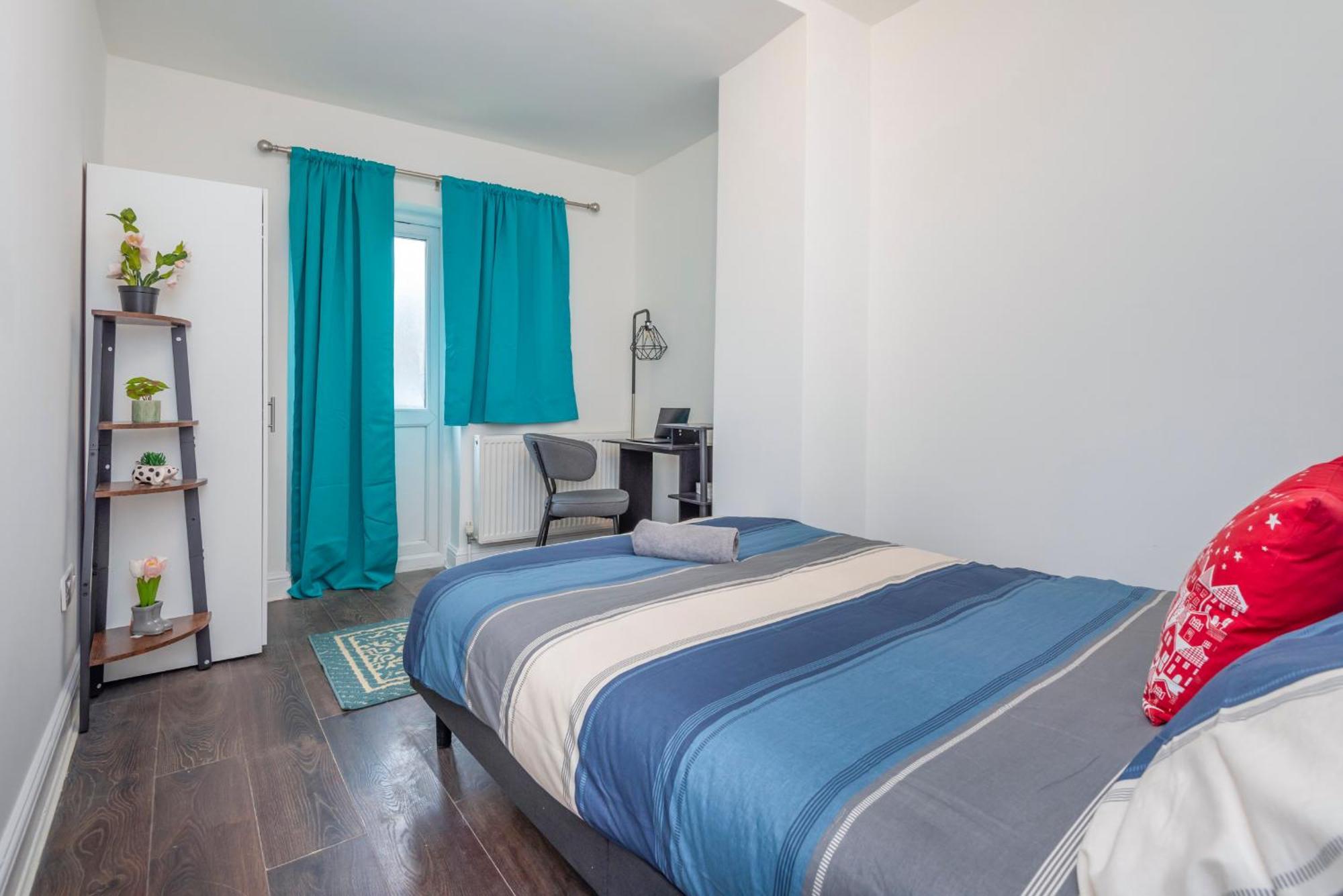 Modern Family W/wi-fi, Netflix, Self Check-in Apartamento Londres