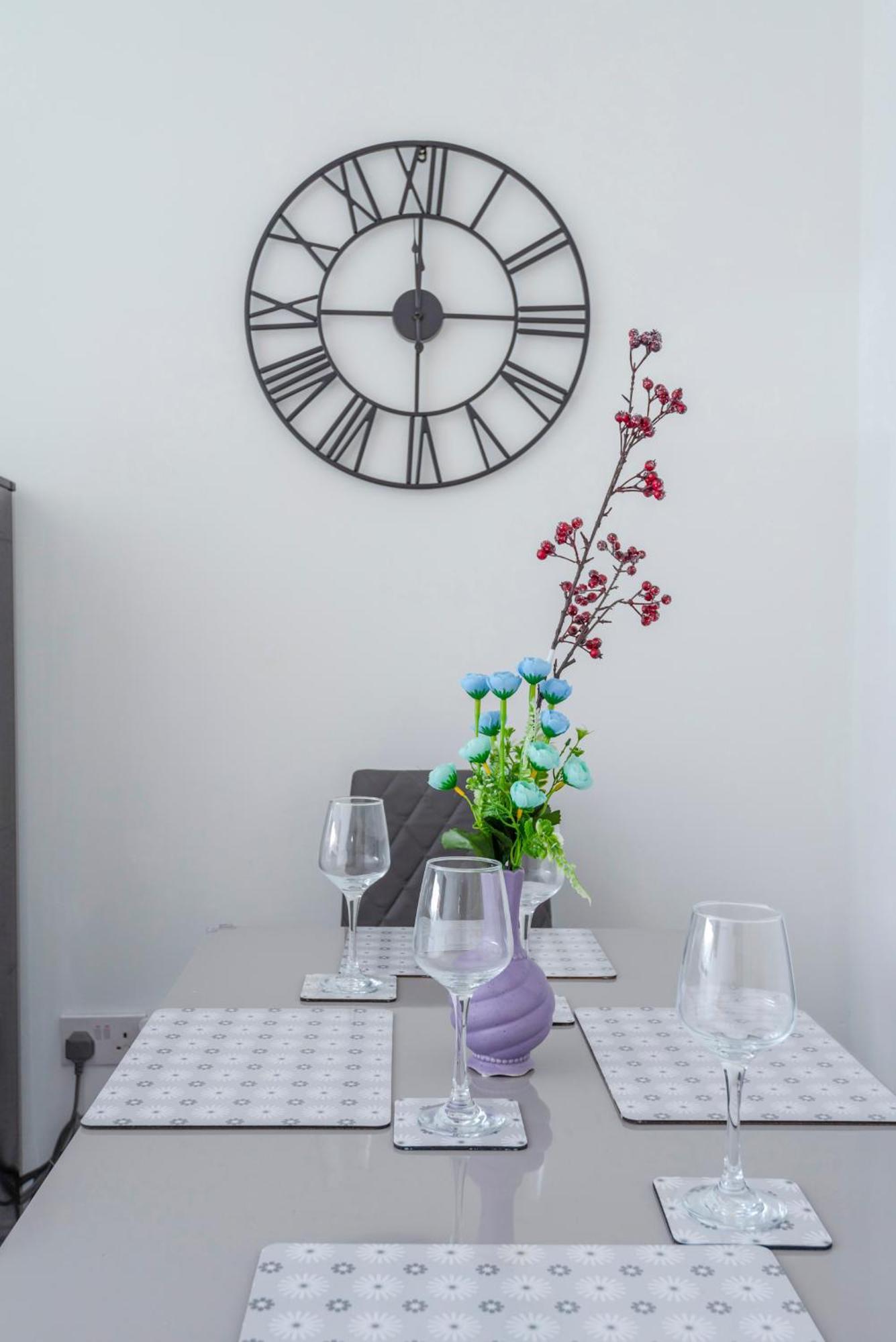 Modern Family W/wi-fi, Netflix, Self Check-in * Londres