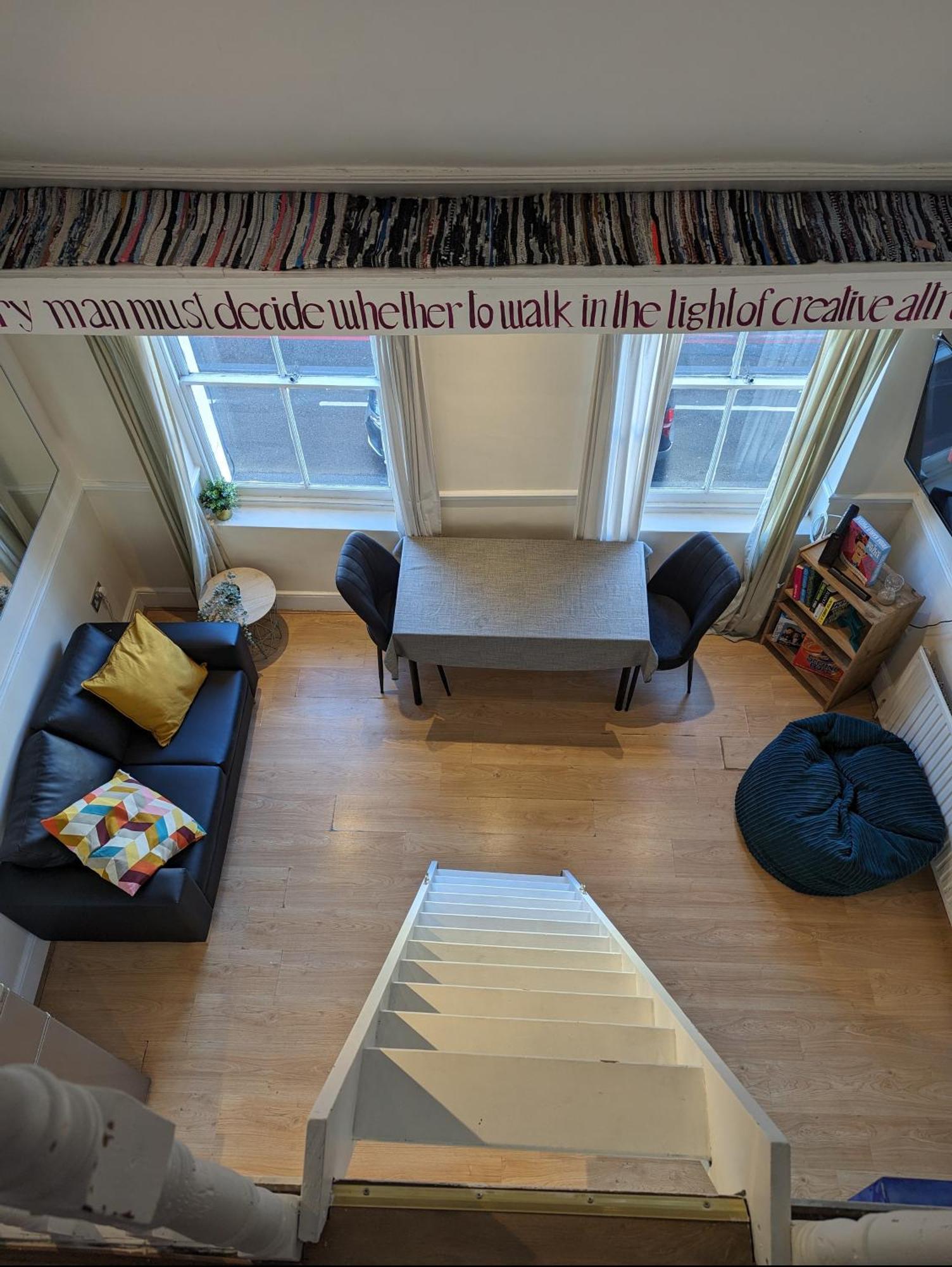 2 Bed In The Heart Of Stoke Newington London