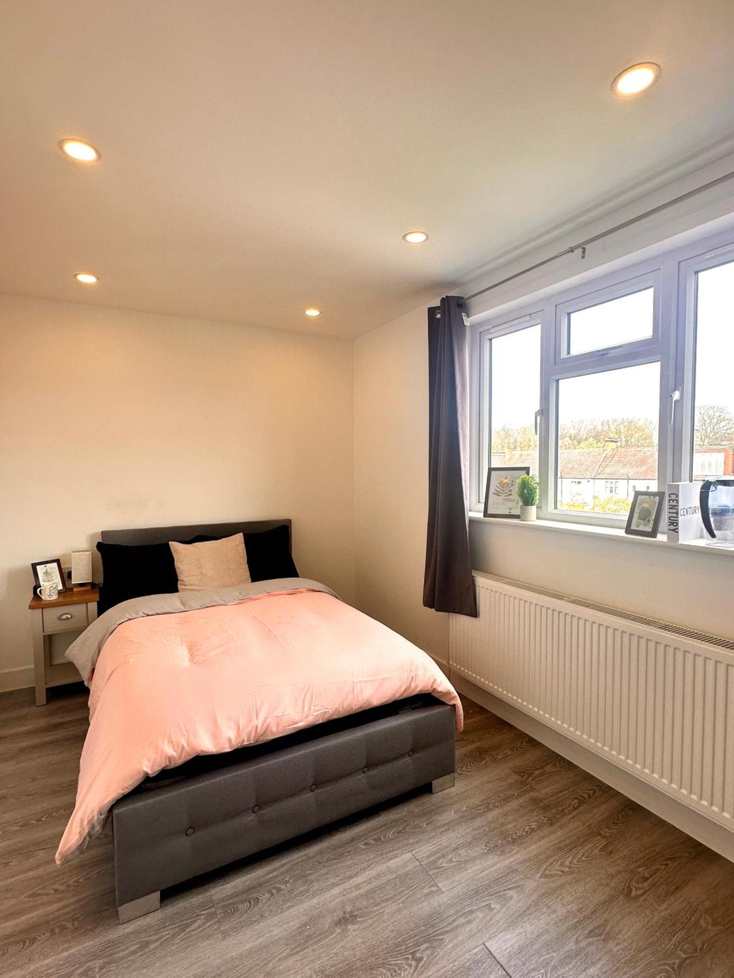 Wonderful Ensuite In Wimbledon Casa de hóspedes Londres
