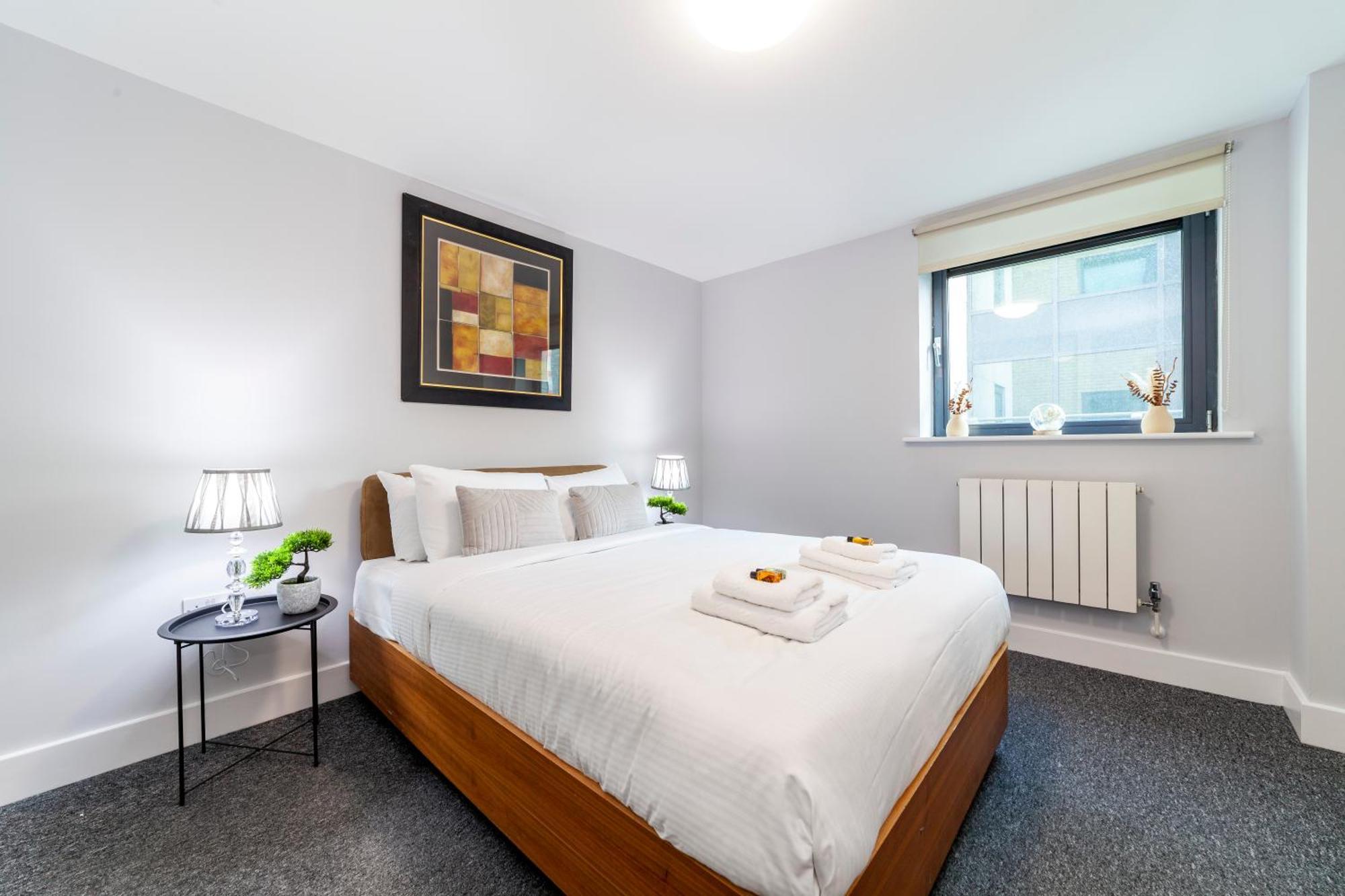 Apartment Comfy 2br Flat W Balcony In Canary Wharf London