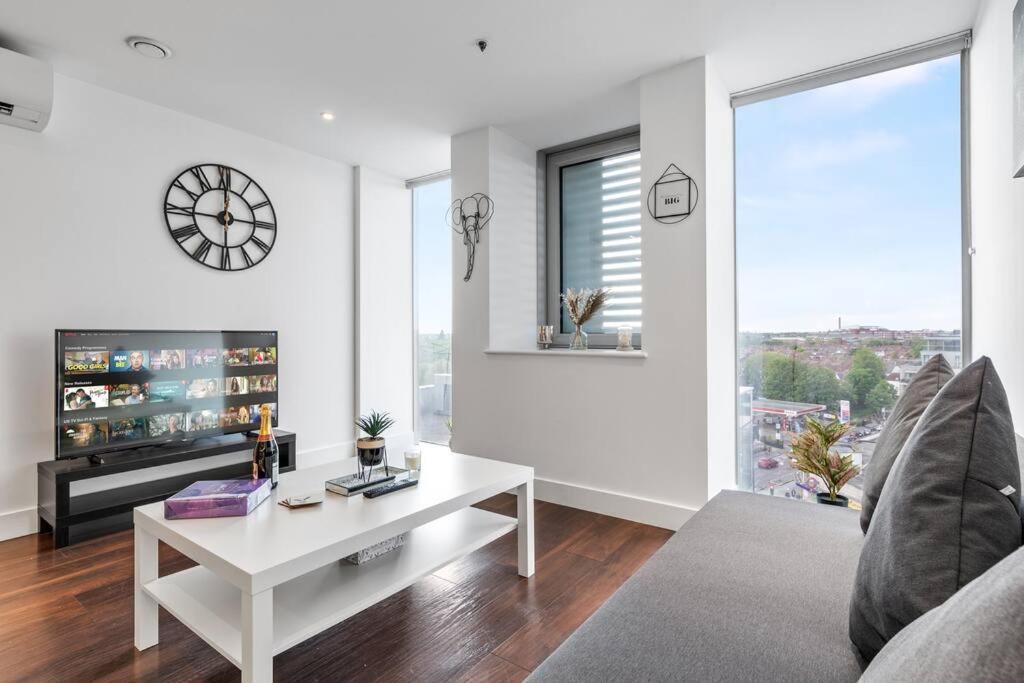 New 20 Mins From Waterloo Bp36 London