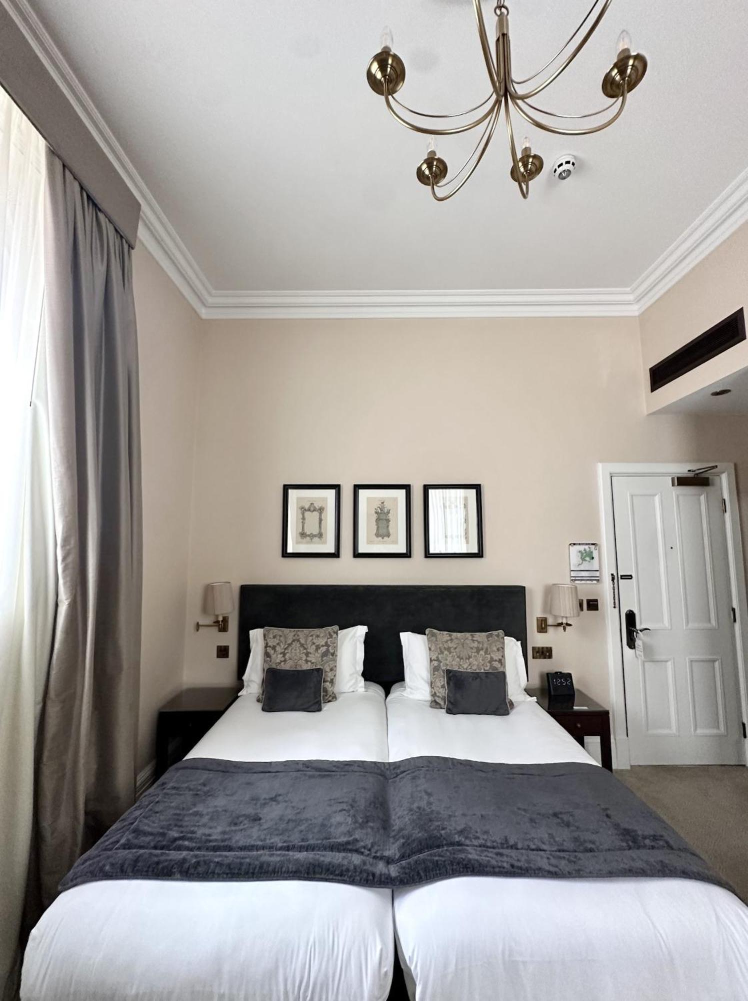 Hotel St Paul's 4*