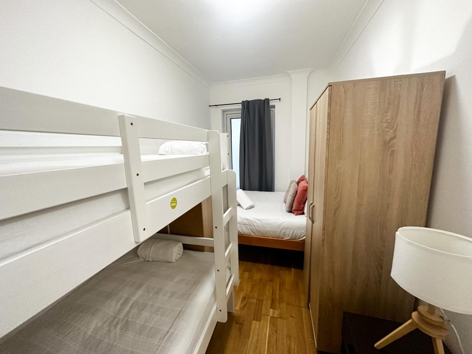 Apartment Grays London