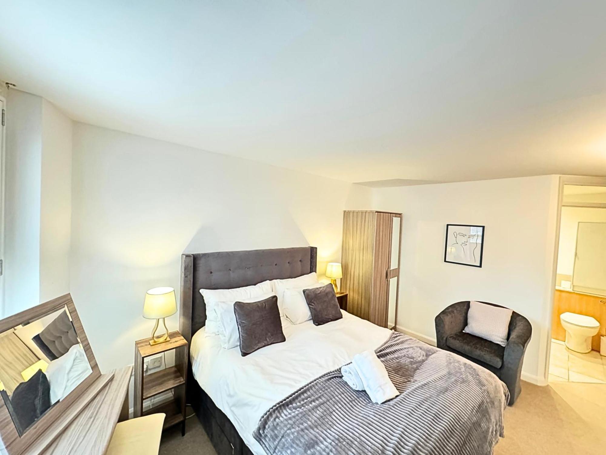 Kensington Mews Retreat: Hyde Park Hideaway London