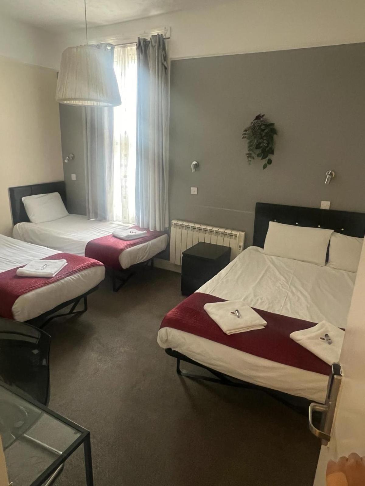 Saba And Hotel Londres