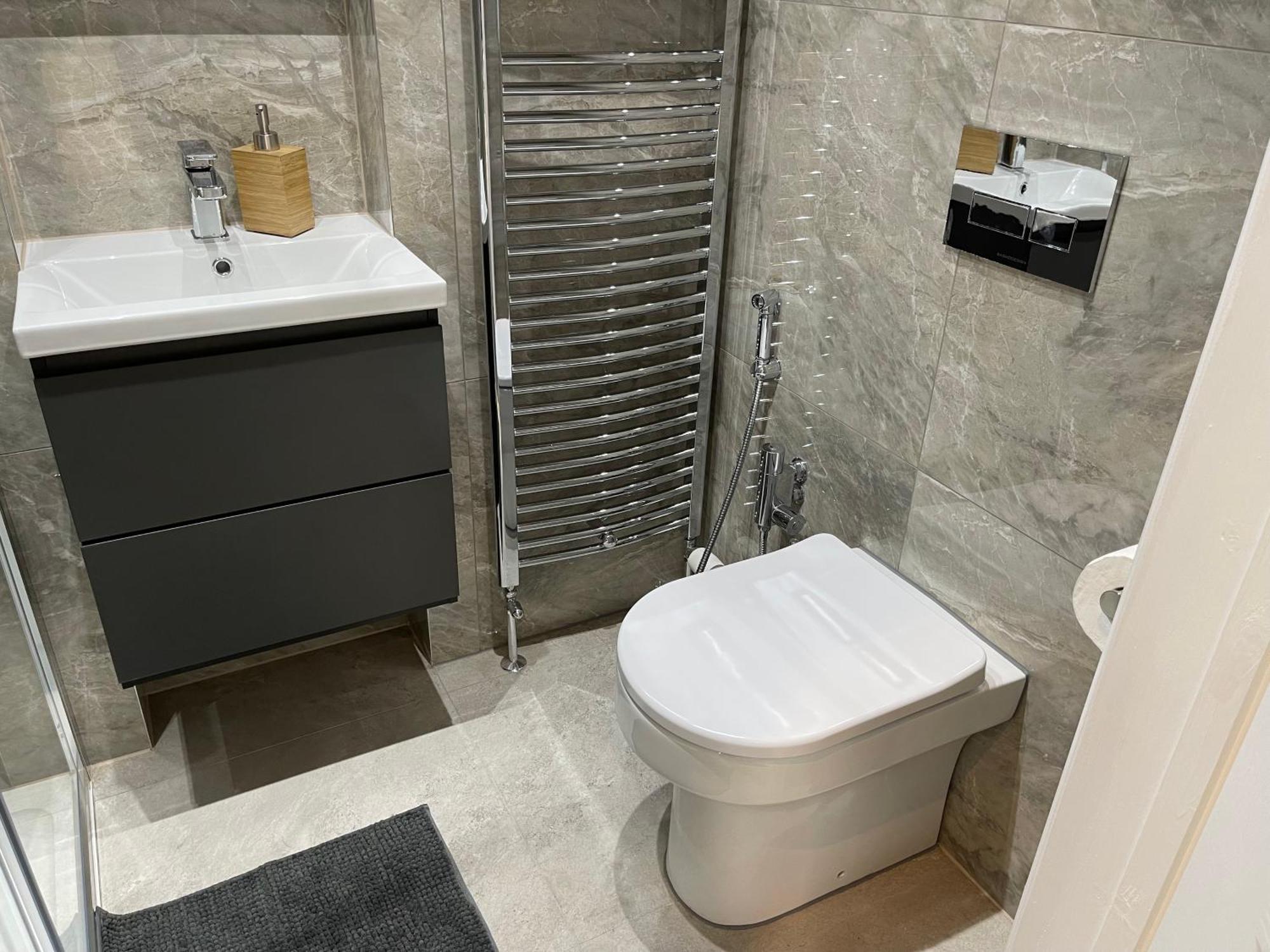Luxurious Restful Flat, Less Than 30 Mins From Centre!