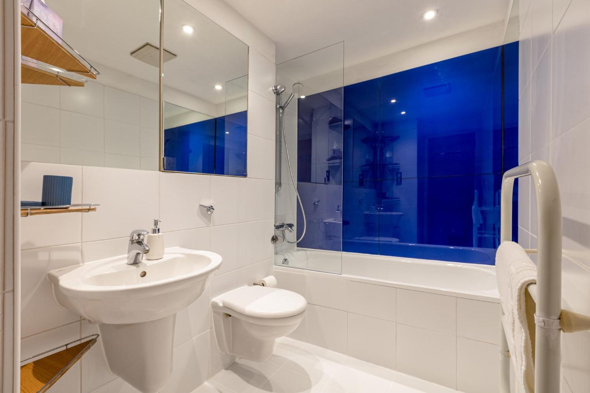 Spacious & Secluded 1br Flat In Maida Vale London