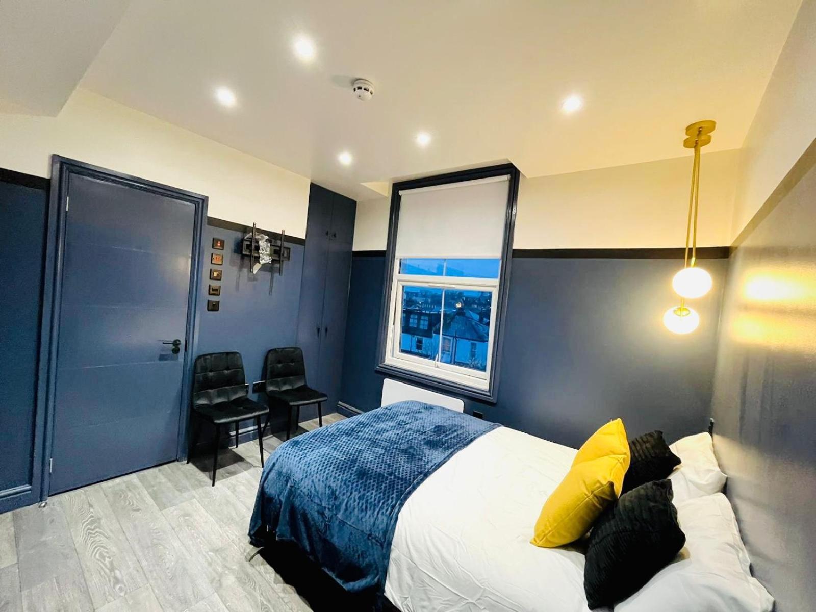Casa de hóspedes 39 Blue House Luxury Ensuite Ideal For Tourists *