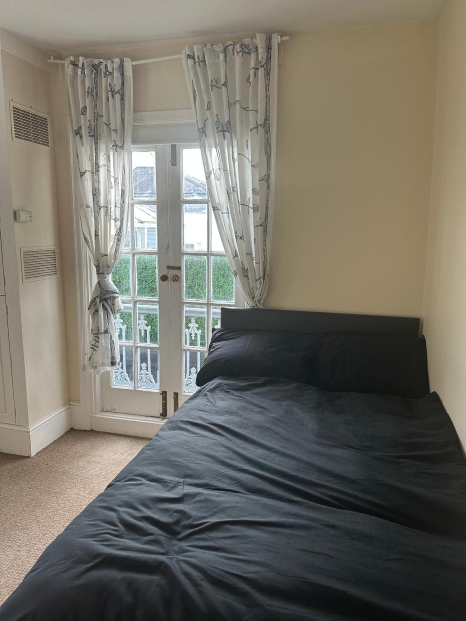 Double Bedroom In Hospedagem domiciliar *