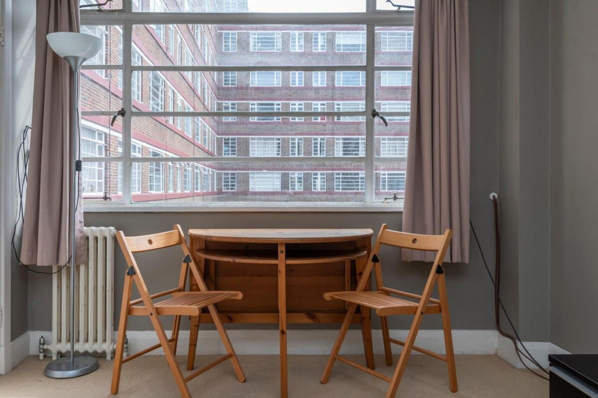 Unique 1-bed In Vibrant Balham London