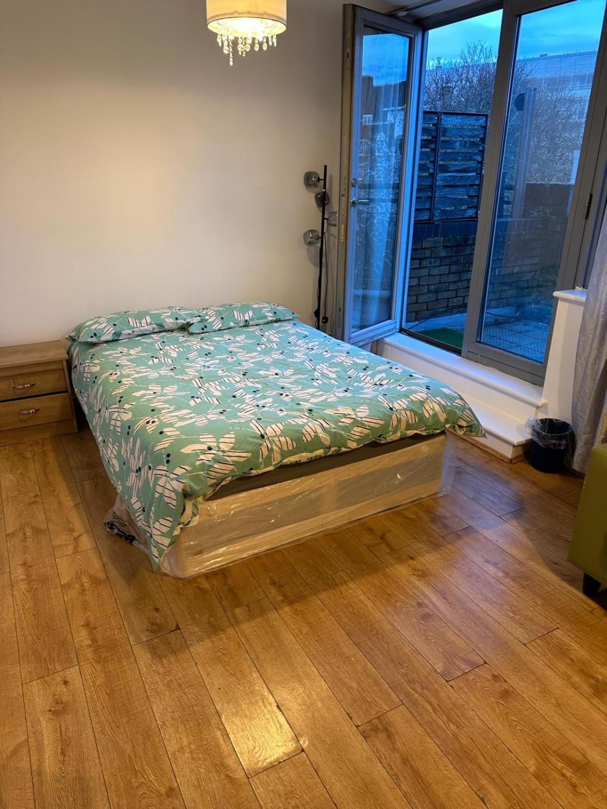 Overton Apartment