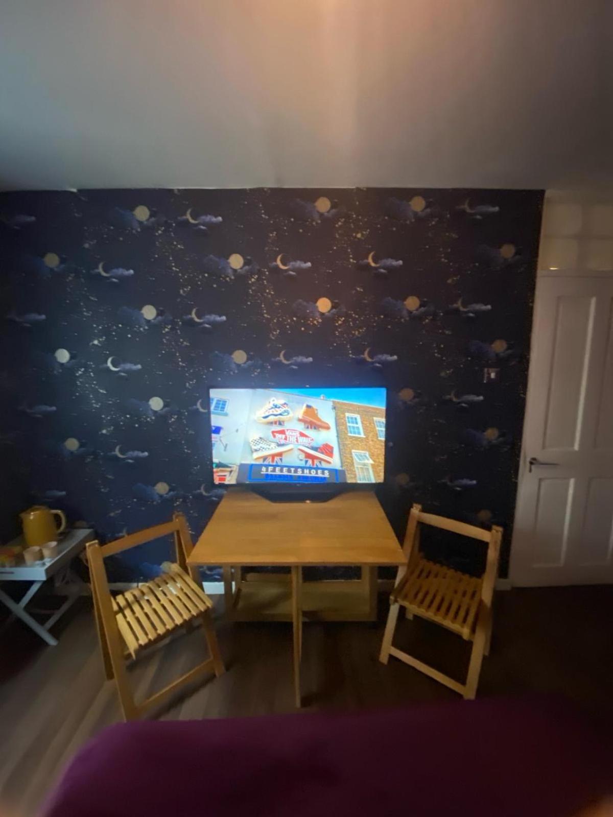 Guest house Camden Town London