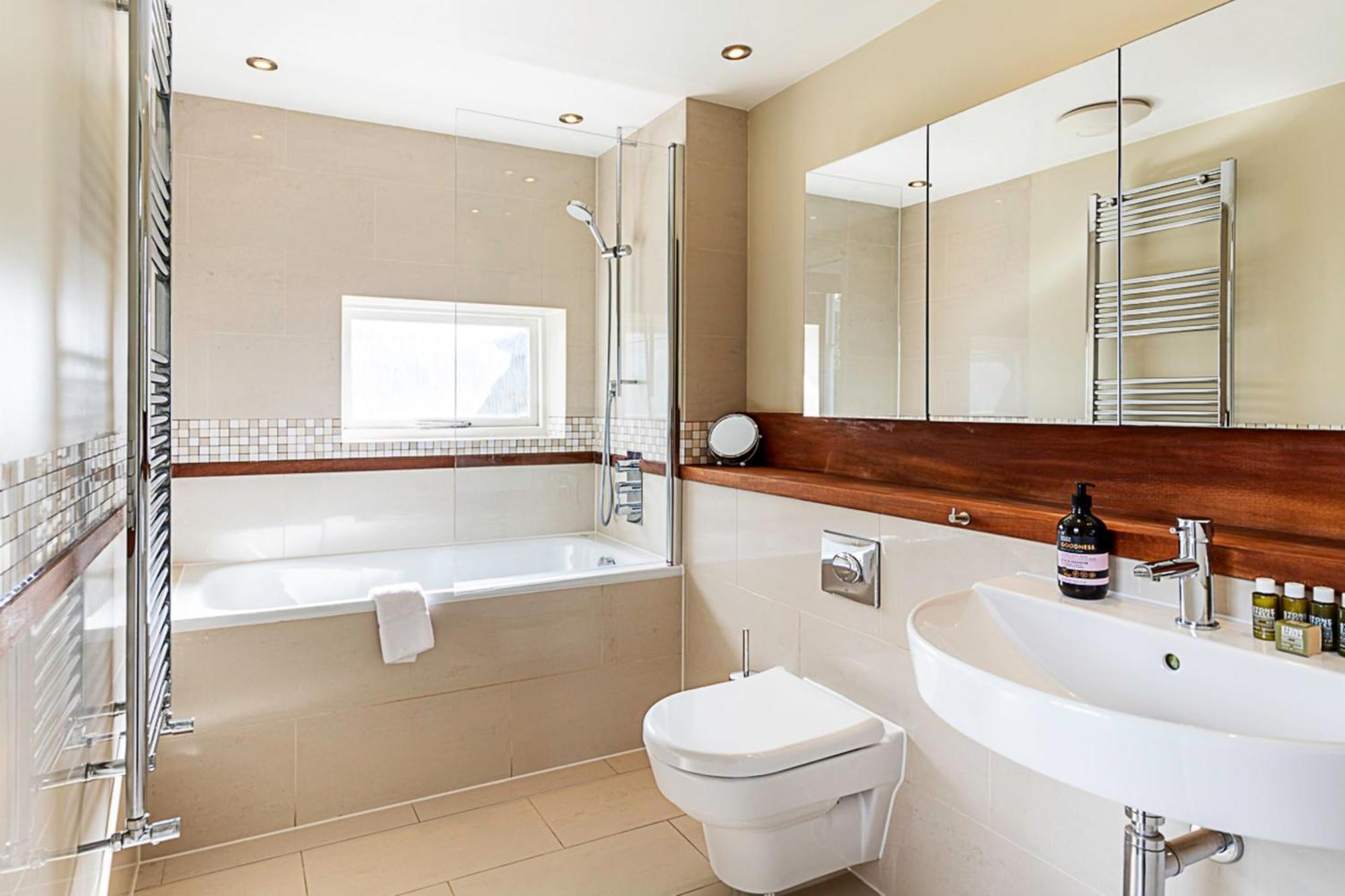 Woodlawn Manor House Holiday home London
