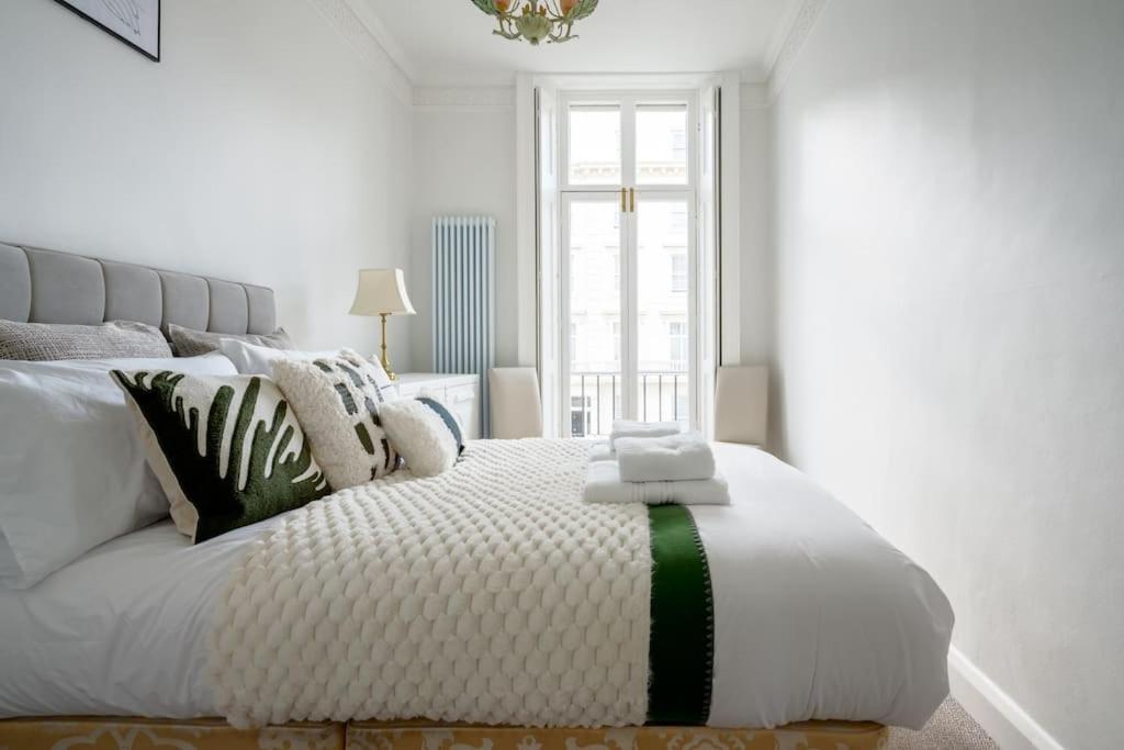 Apartment Luxury & Stylist Near Victoria London