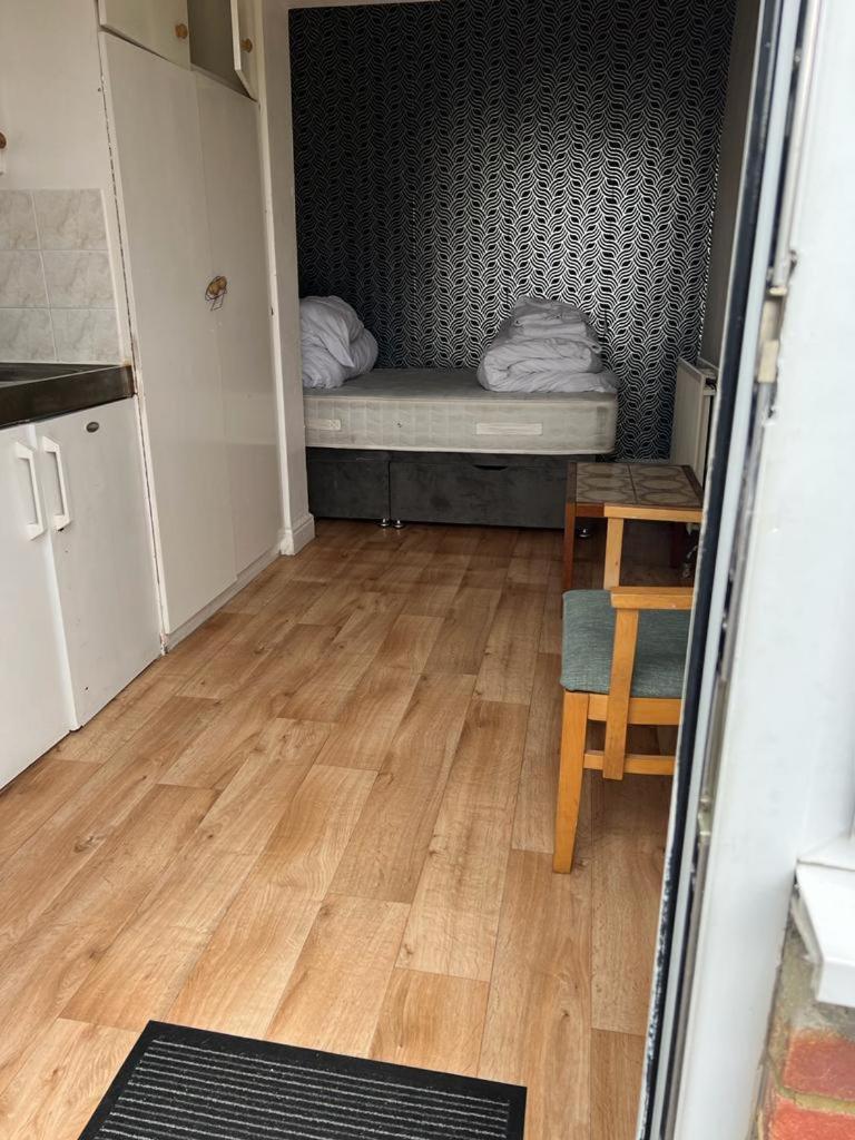 Luxury Near Wembley Stadium, Wembley Arena, Designer Outlet Apartment London