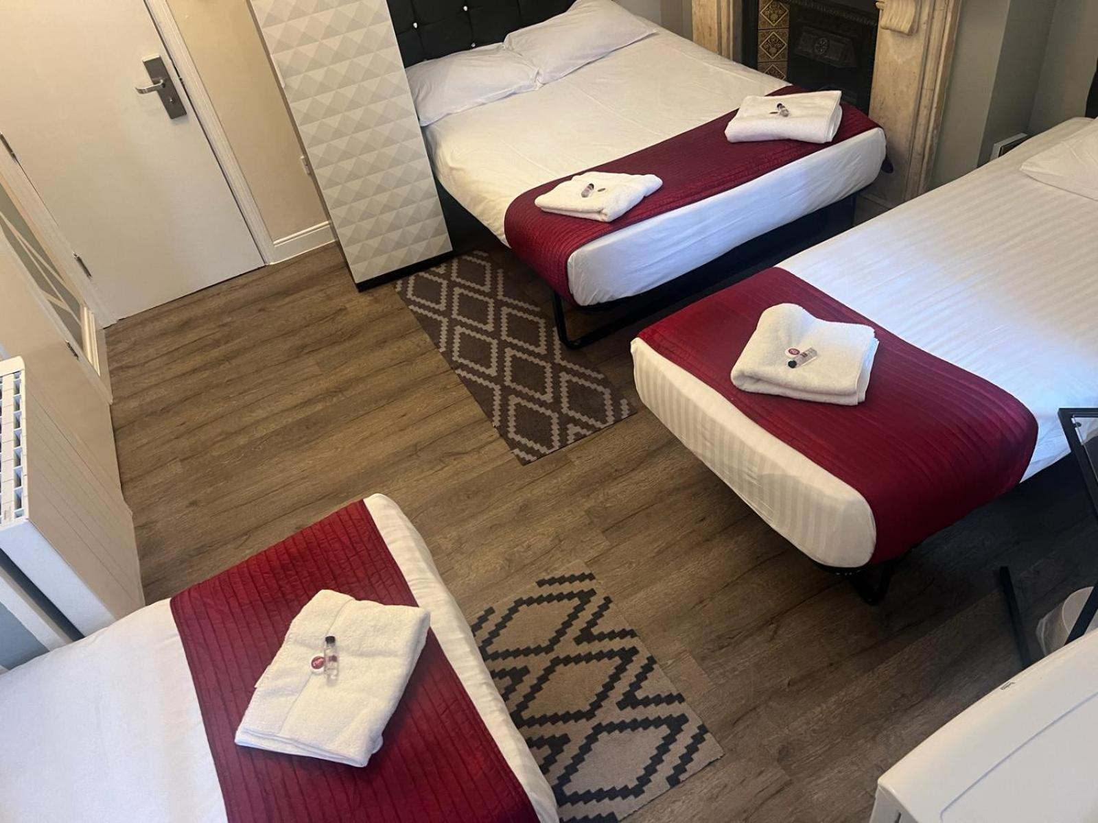 Hotel Saba And