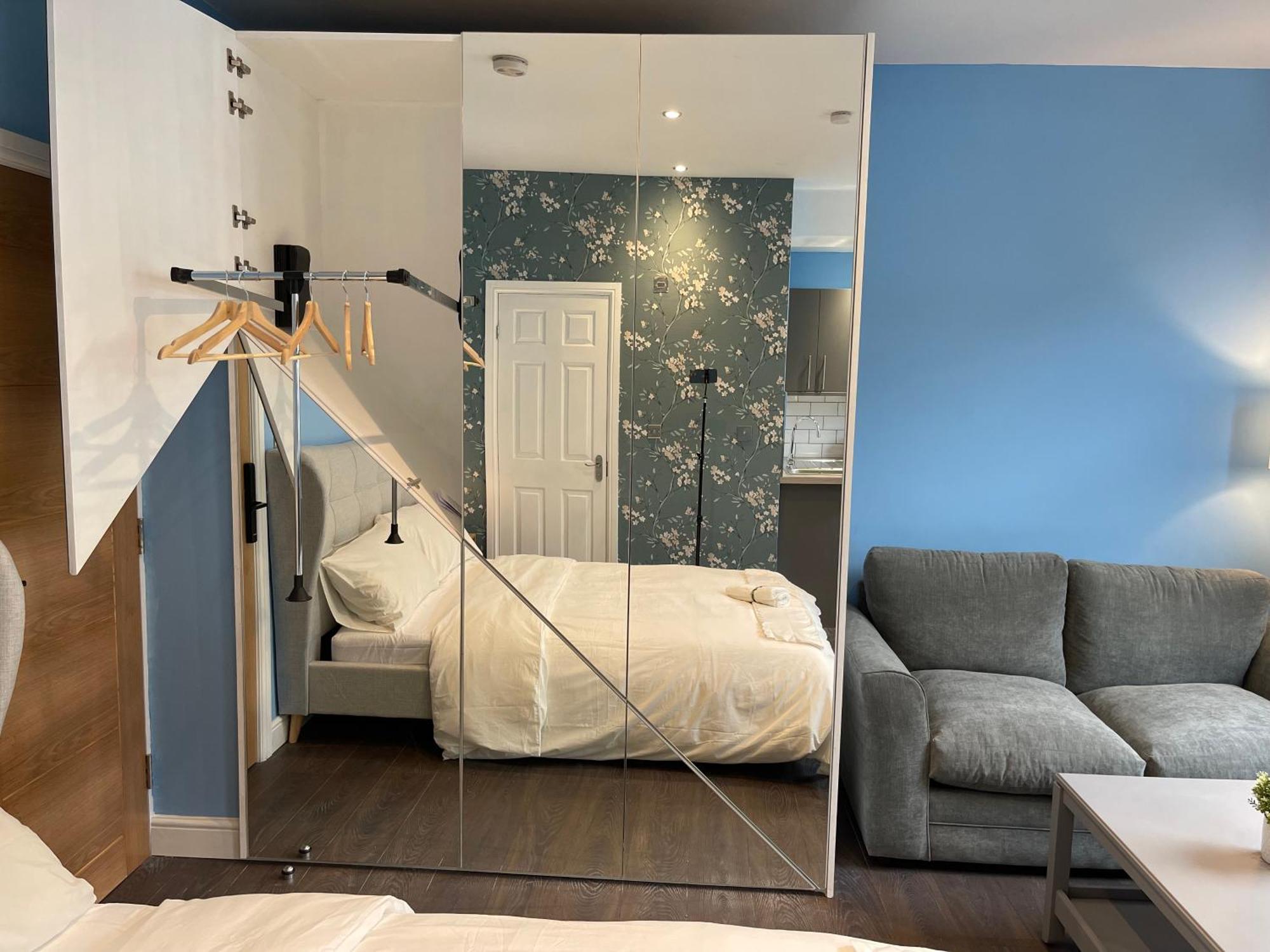 Luxurious Restful Flat, Less Than 30 Mins From Centre! Apartment London