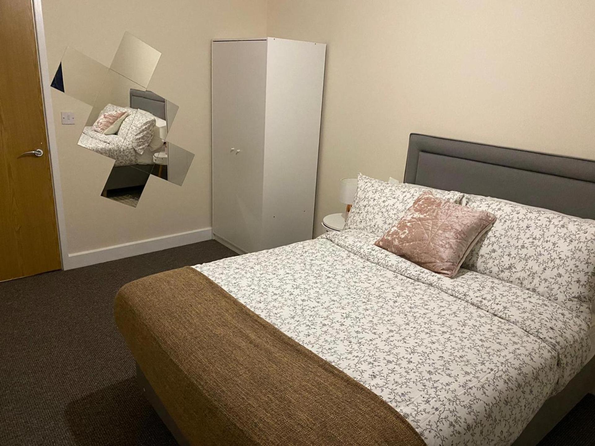 Apartment Stunning 2-bed In