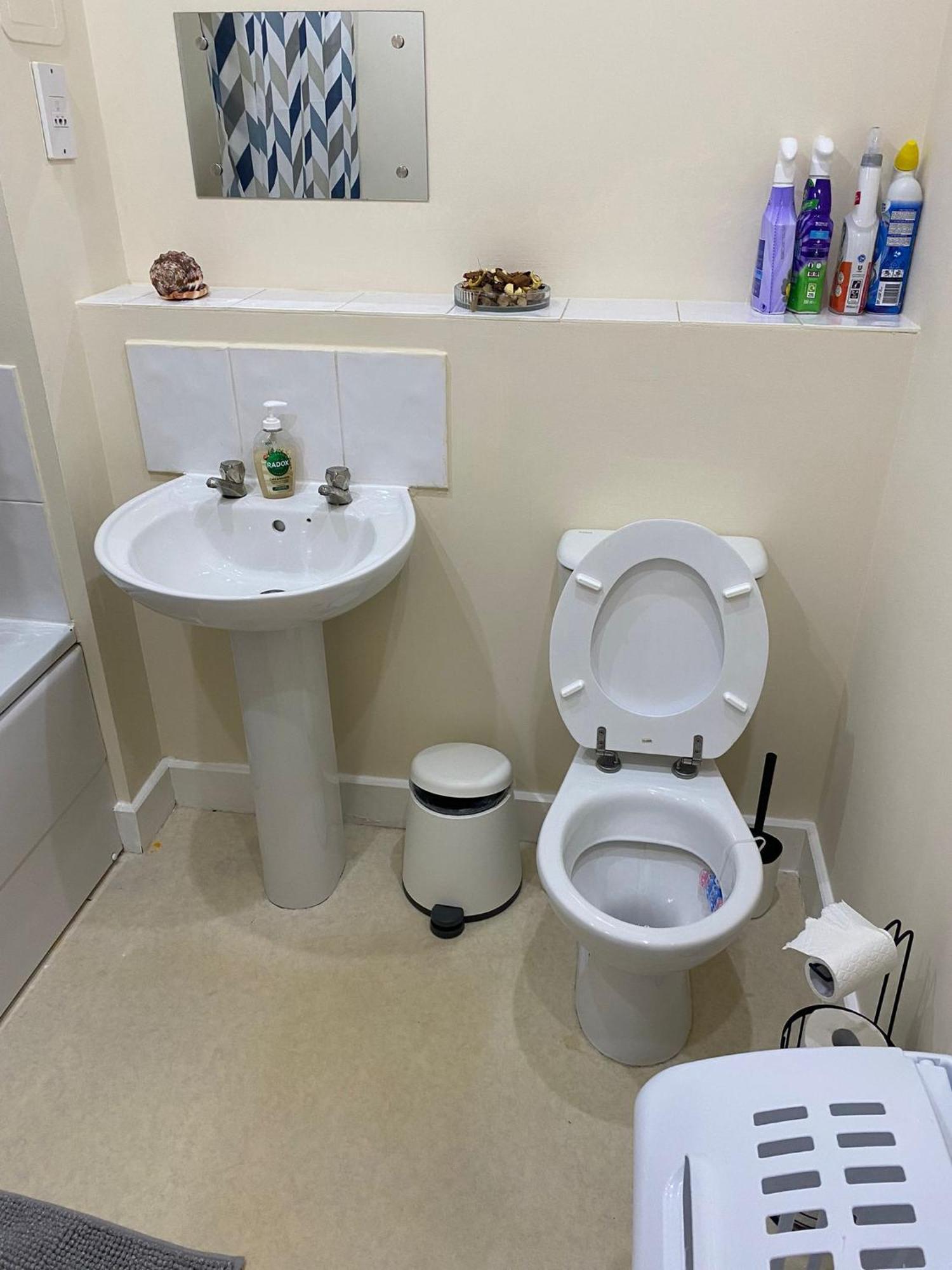 Stunning 2-bed In Apartment London
