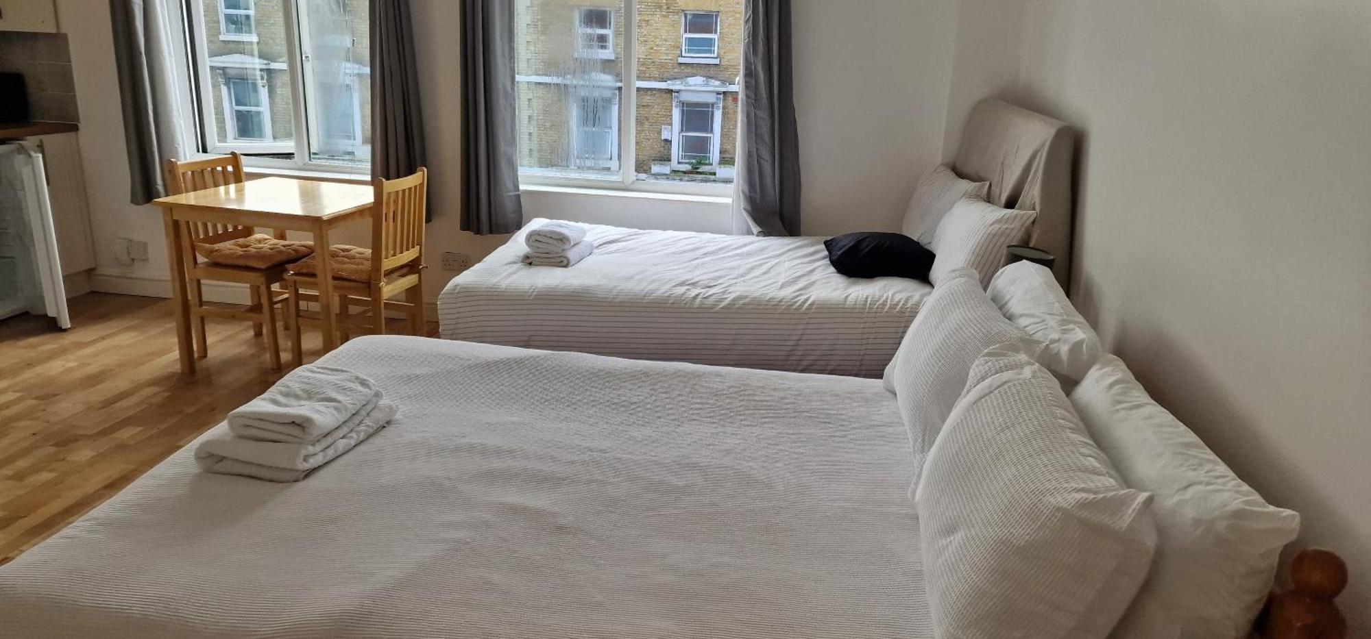 Urban Retreat Camberwell Zone 2 Apartment *