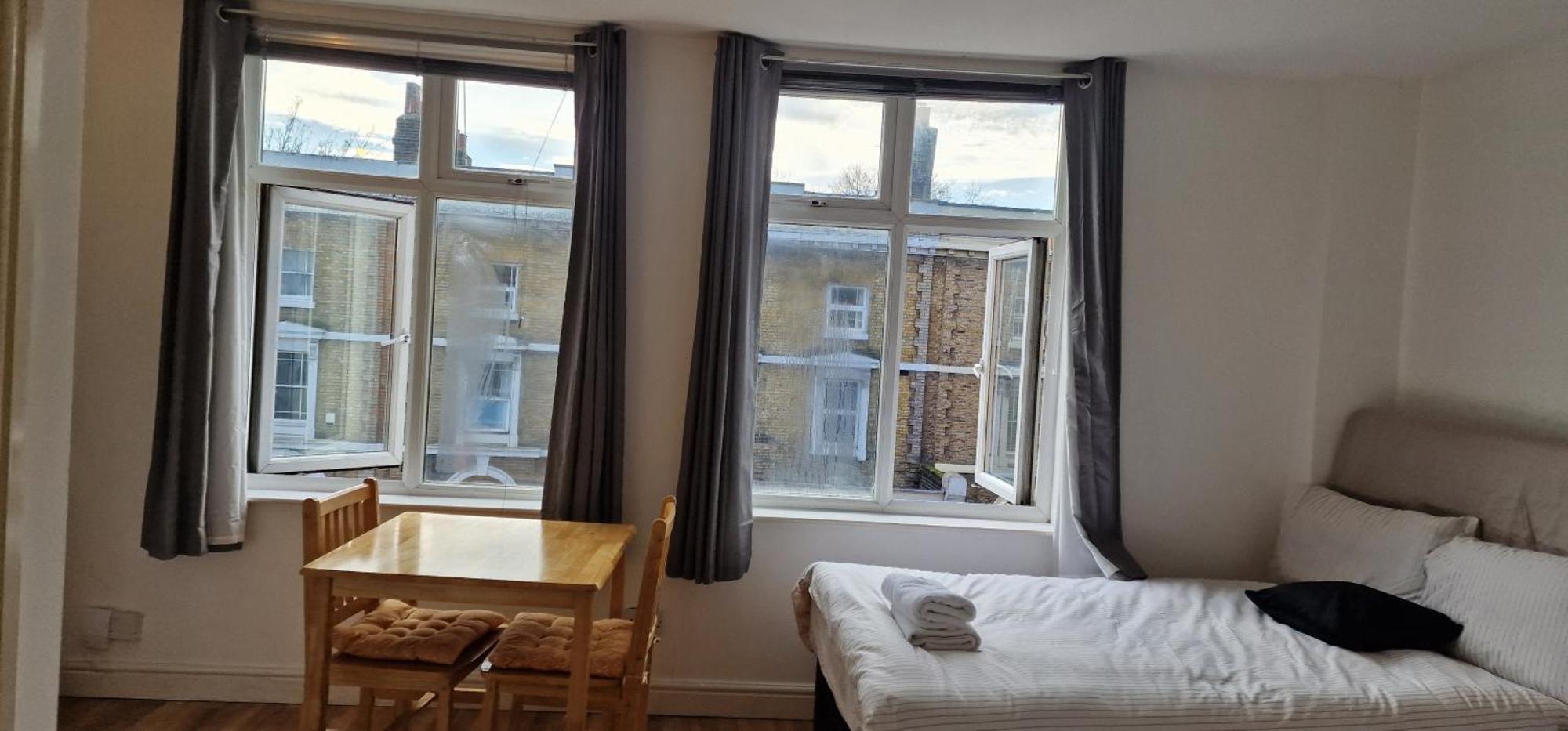Urban Retreat Camberwell Zone 2 Apartment