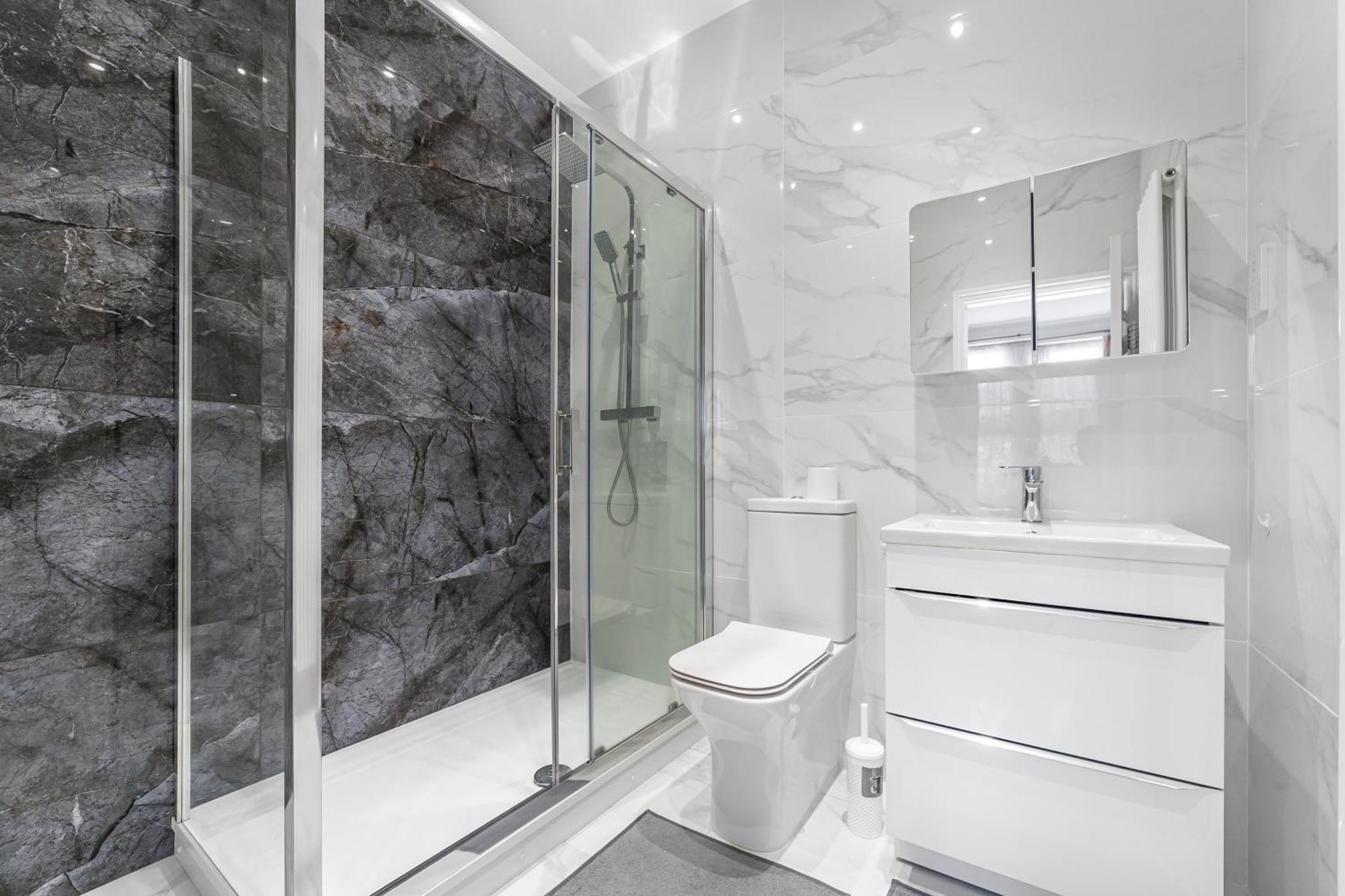Homestay Spot Homes London