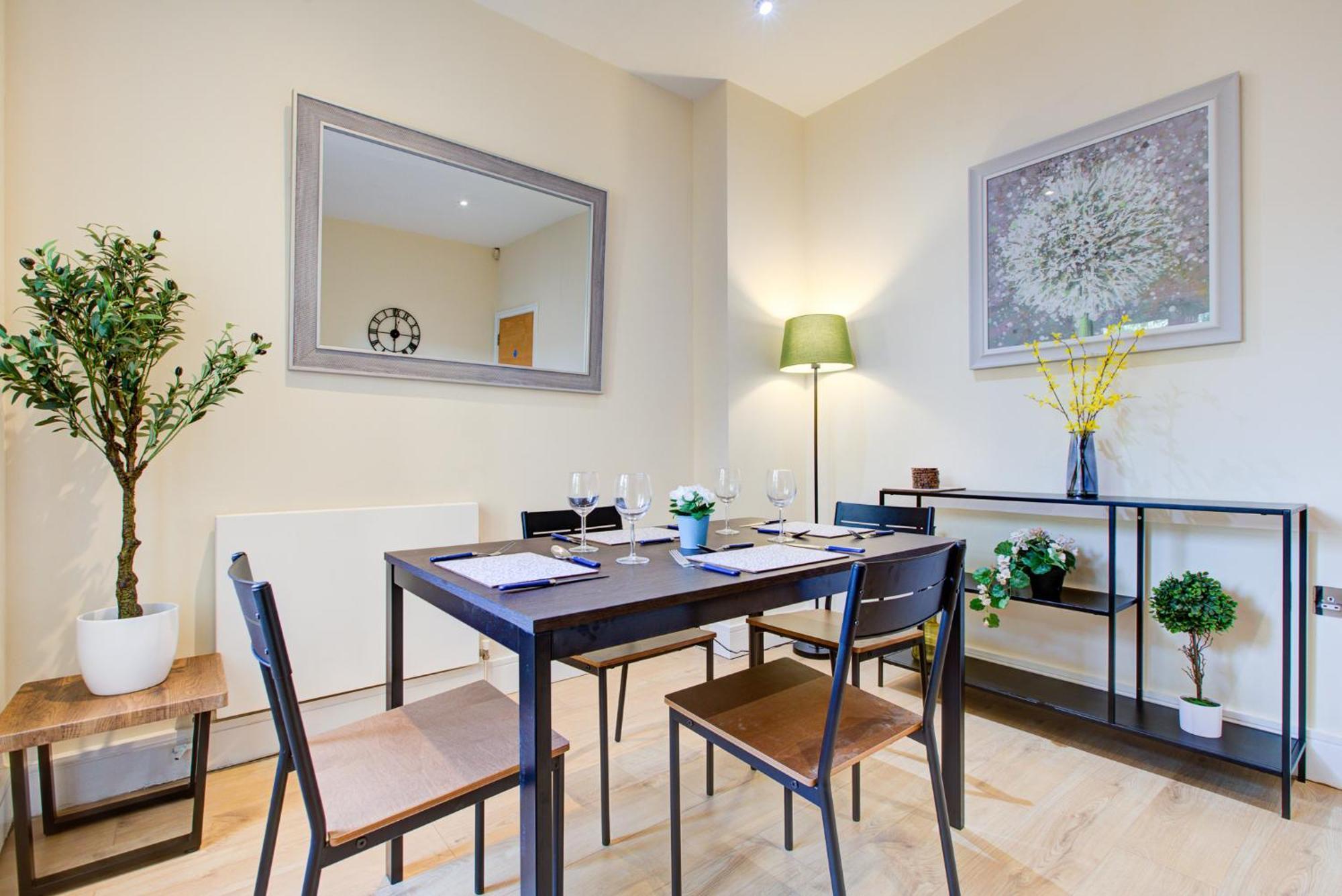 Holiday home Stunning 4 Bedroom House
