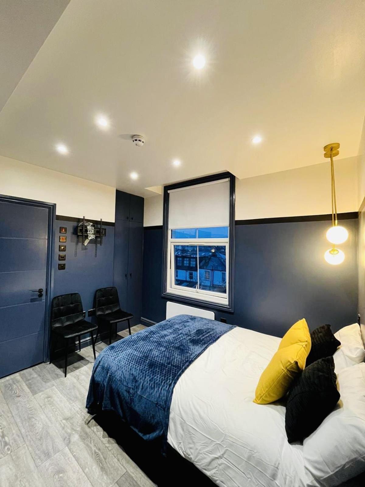 39 Blue House Luxury Ensuite Ideal For Tourists Gasthof *