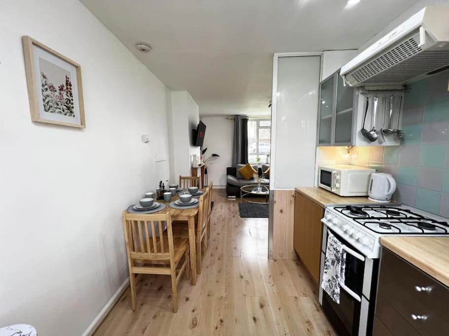 Apartment Golden Flat Next To Camden Town London