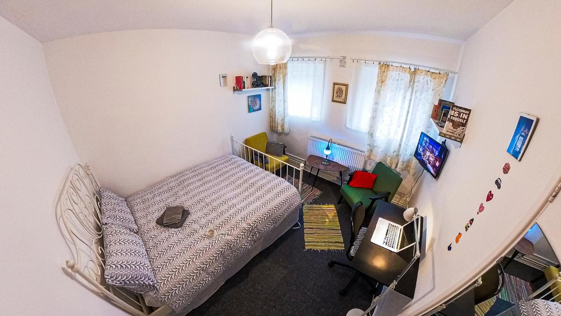 Centrally Located Comfortable In Homestay London