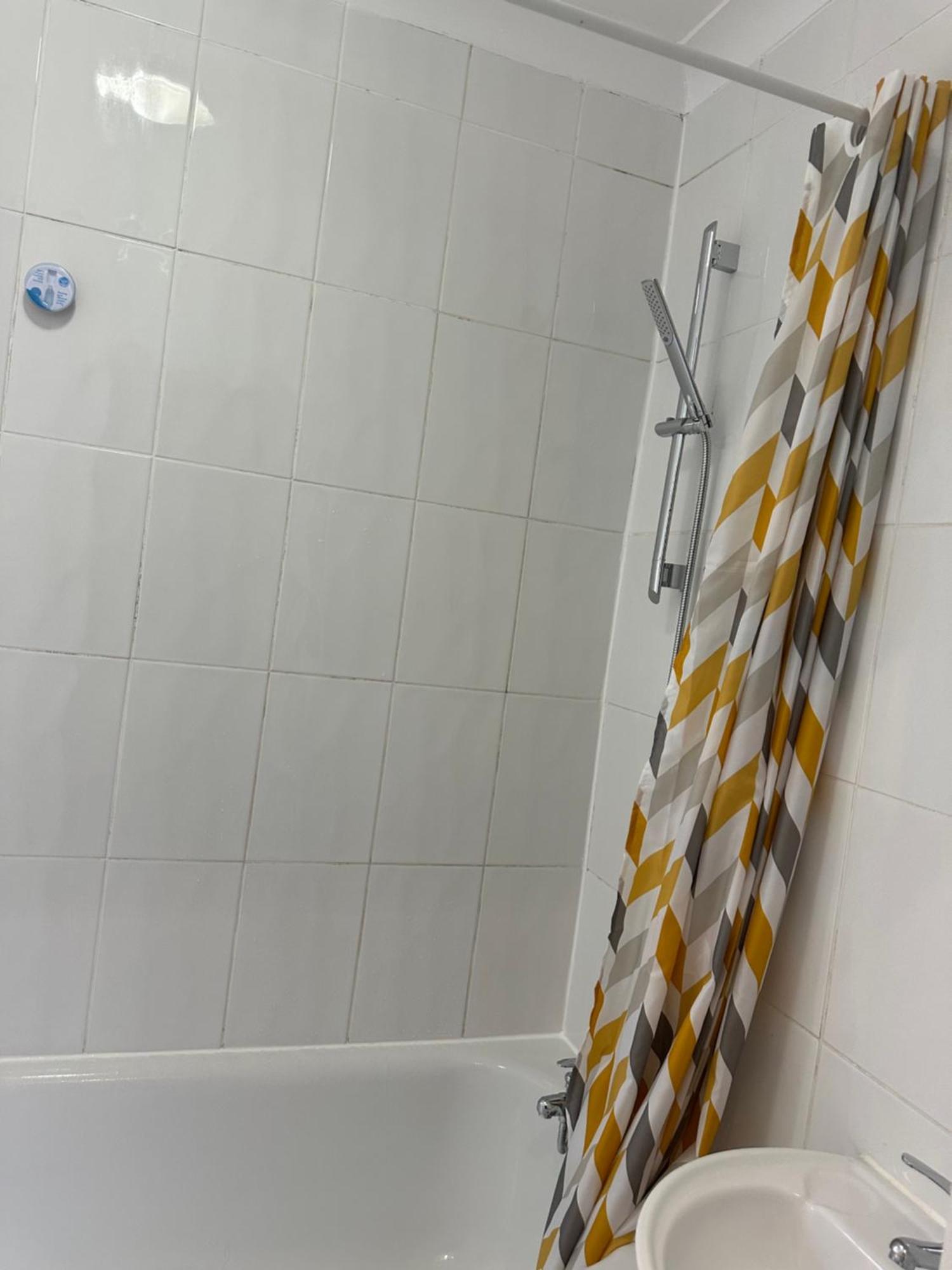 Apartment Amazing Ground Floor One Bedroom Forest Road *