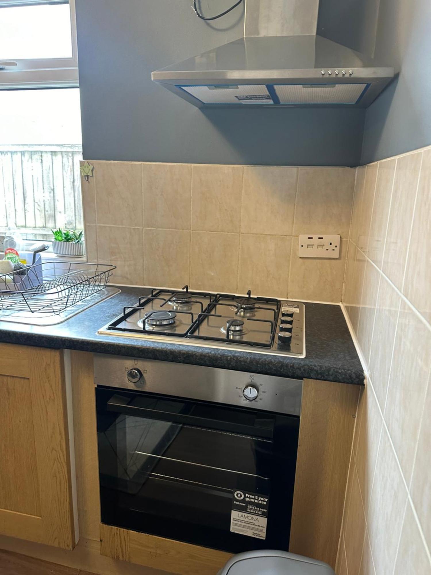 Amazing Ground Floor One Bedroom Forest Road Apartment London