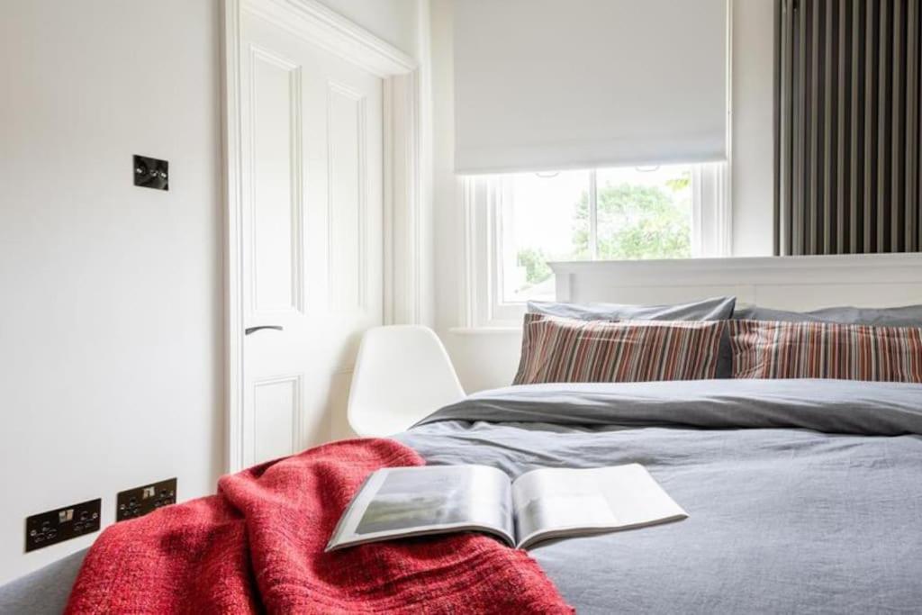 Stunning Views, Floor Flat Apartment London