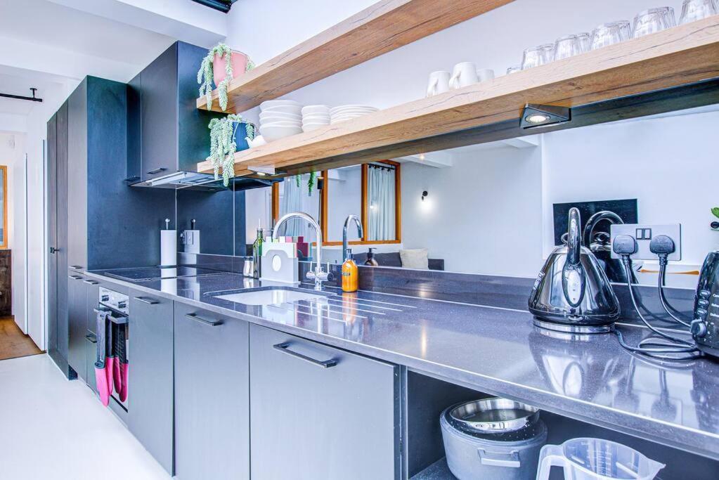 Bright And Airy 1br Unit Near Queen's Park Apartment London