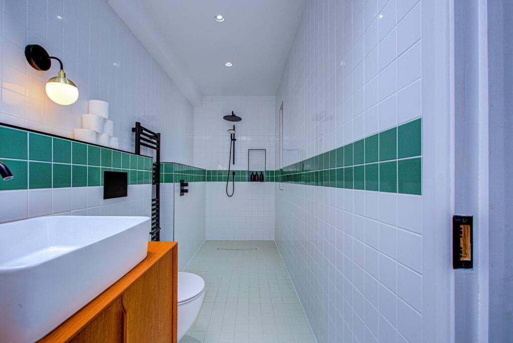 Apartment Bright And Airy 1br Unit Near Queen's Park *