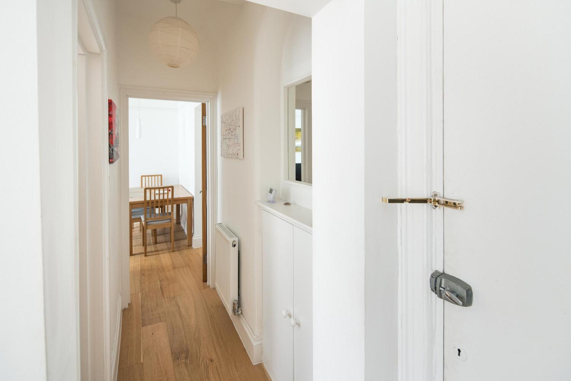 Elegant 1br Near