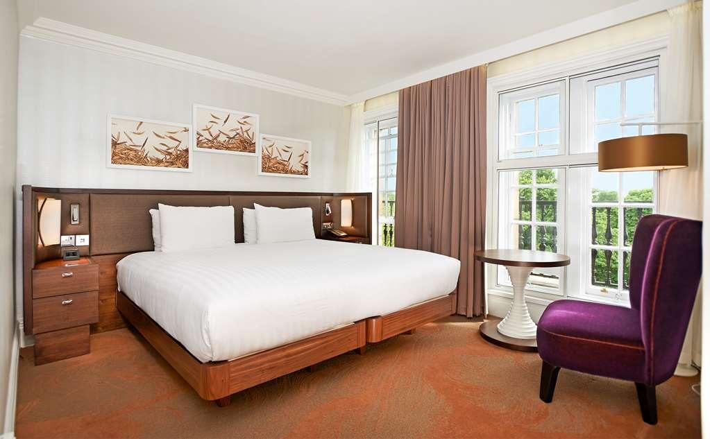 Hilton Hyde Park