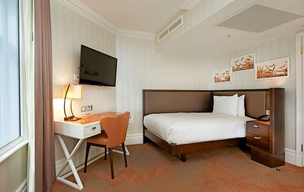 Hilton Hyde Park 4* London