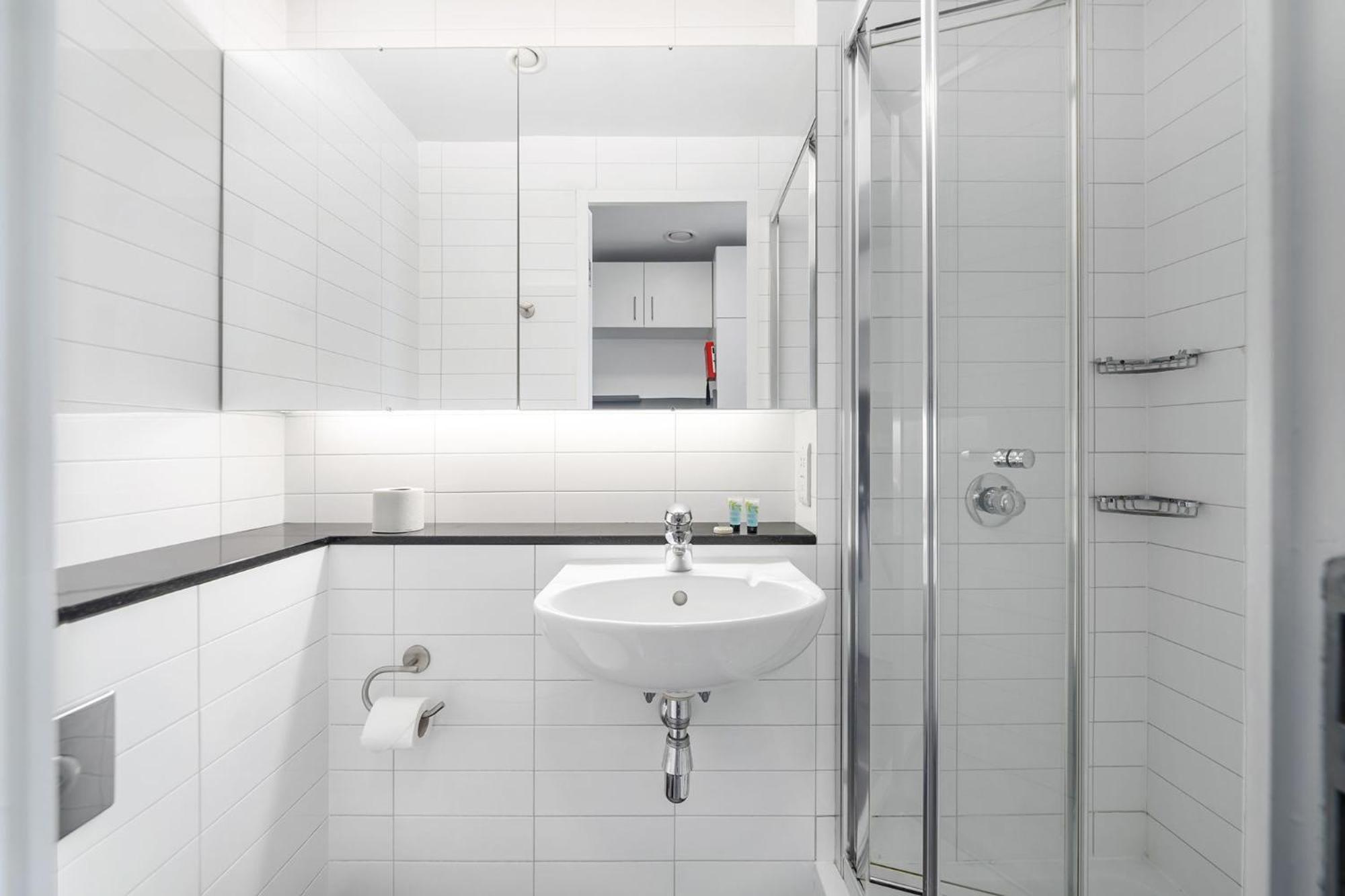 Studios, And Private Bedrooms With Shared Kitchen At Chapter Kings Cross In * London