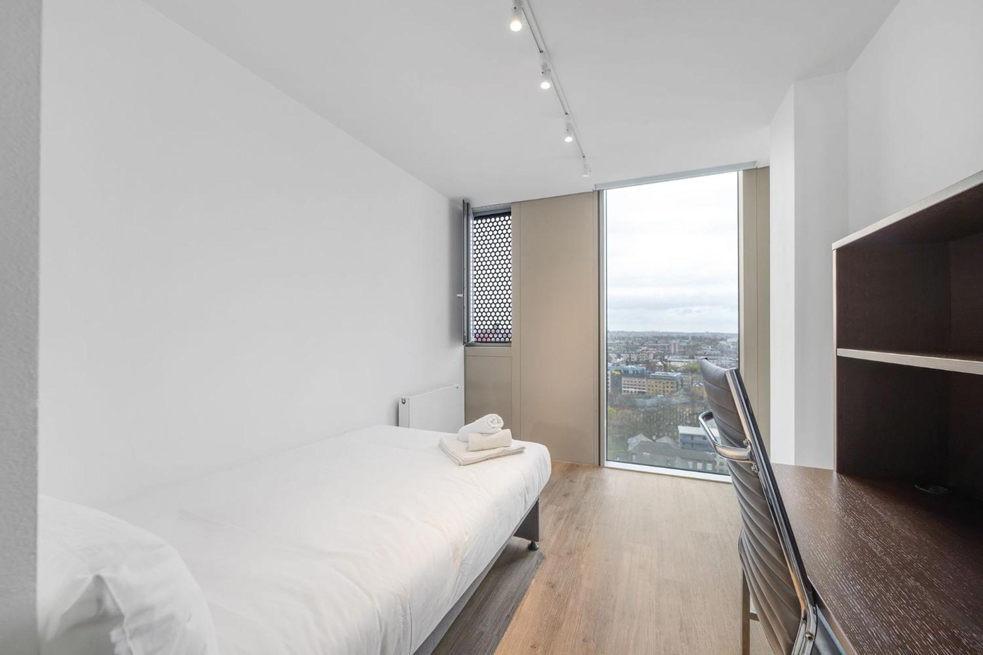 Apartment Studios, And Private Bedrooms With Shared Kitchen At Chapter Kings Cross In *