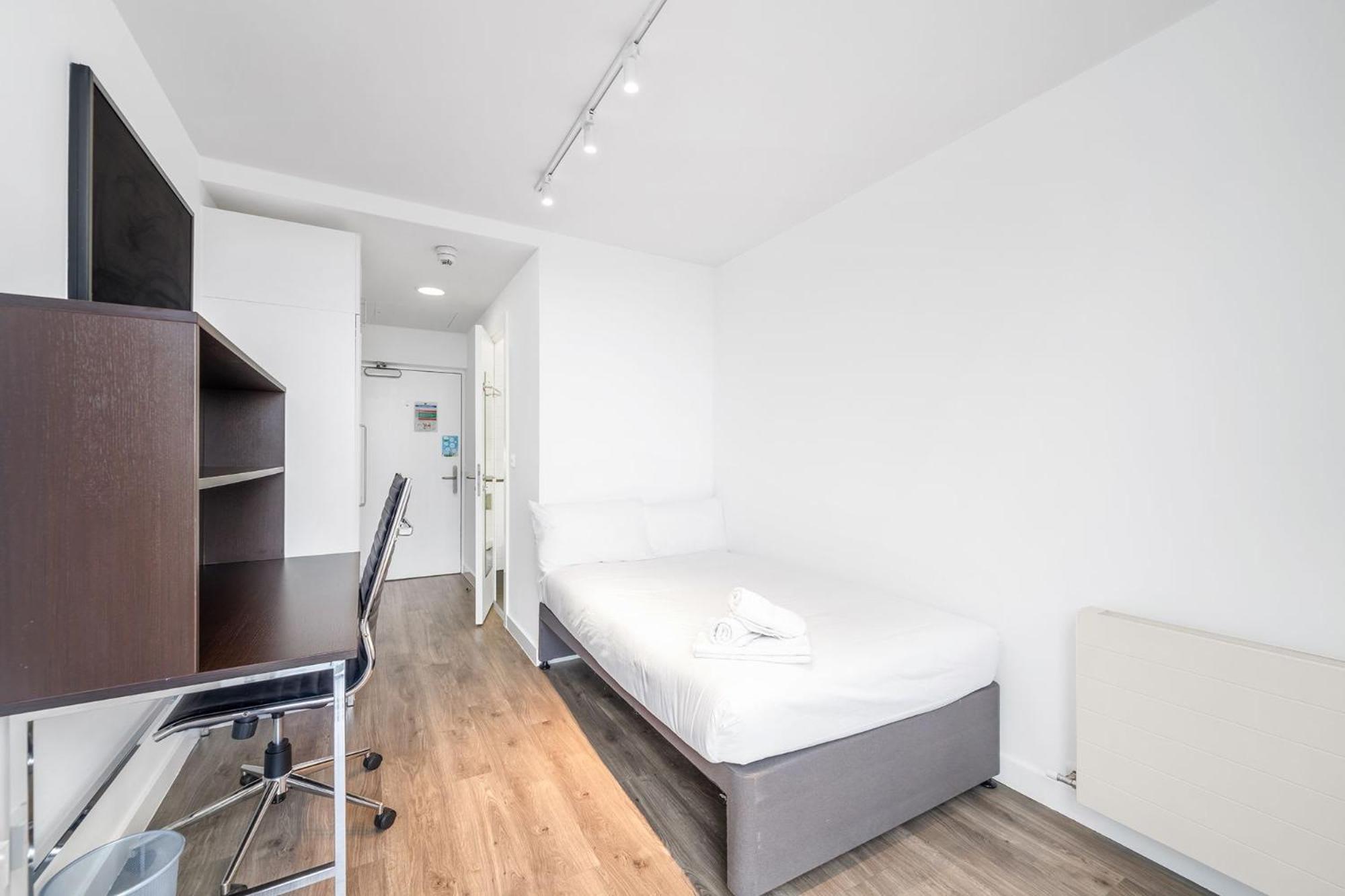 Apartment Studios, And Private Bedrooms With Shared Kitchen At Chapter Kings Cross In London
