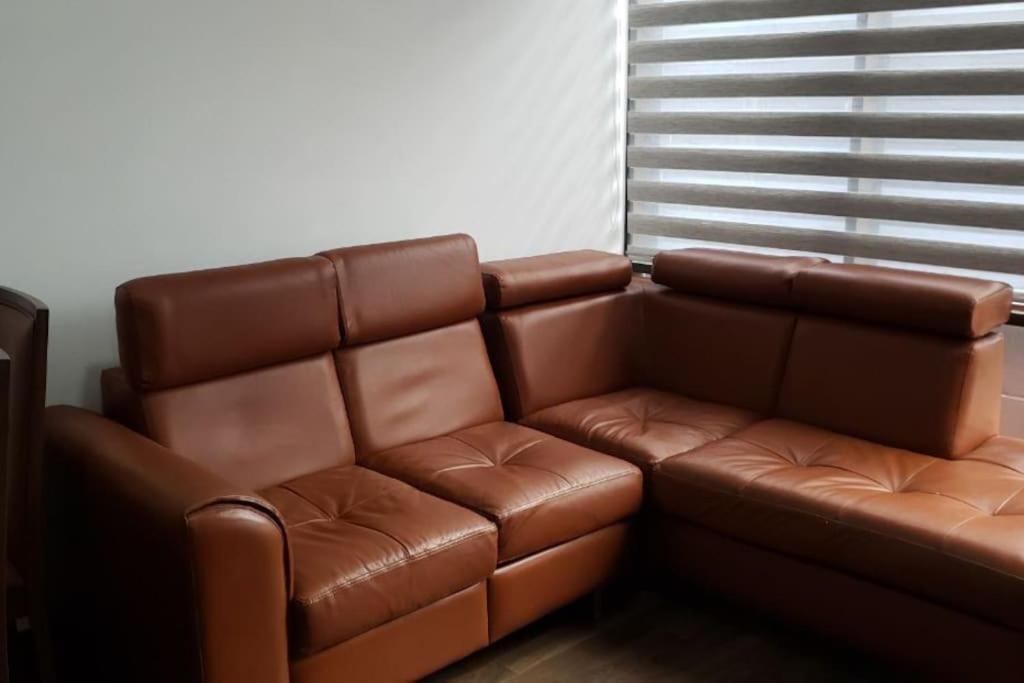 Beautiful Recently Renovated With Amazing View London