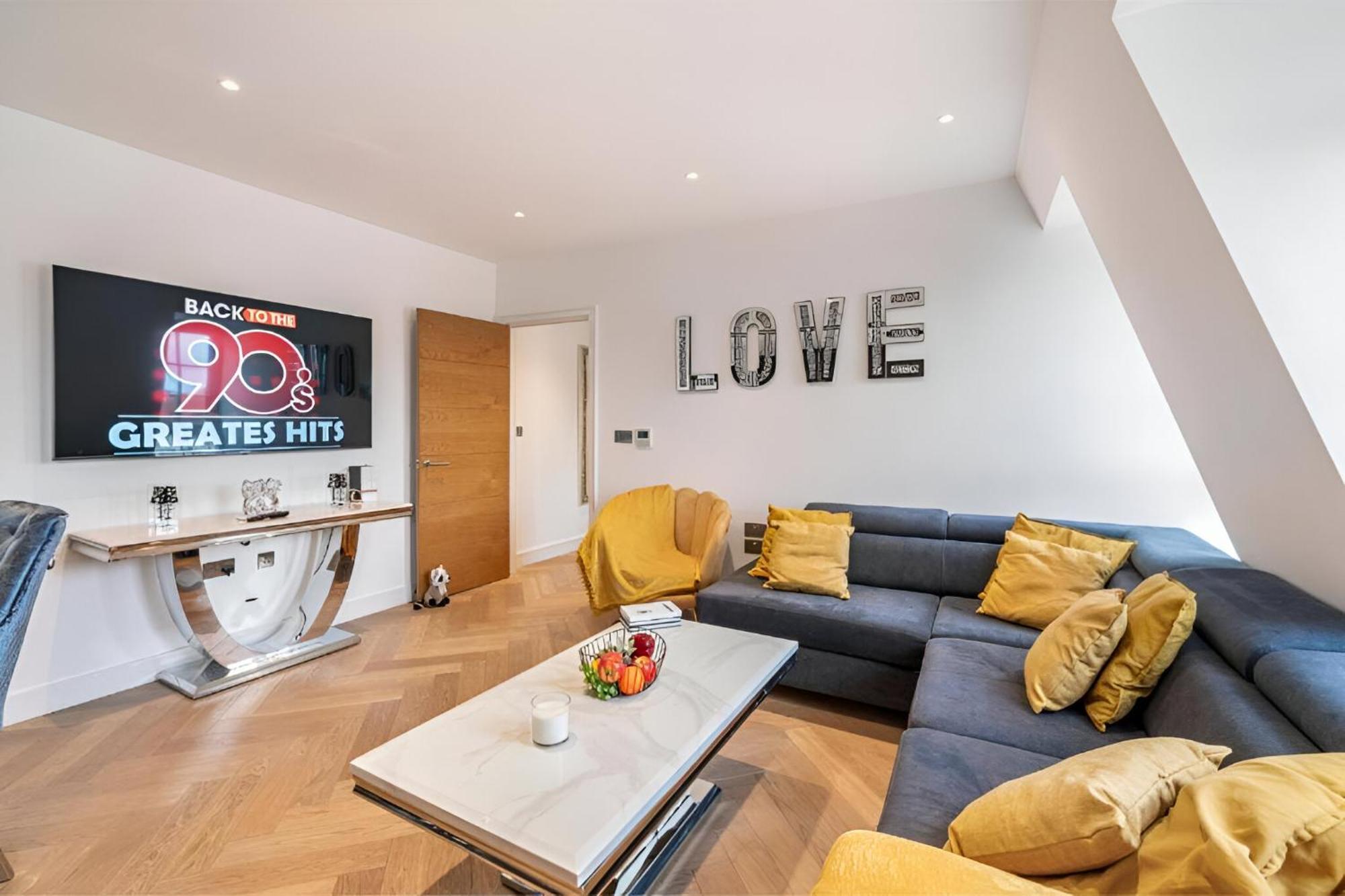 Marble Arch Penthouses With Skyline Views * London
